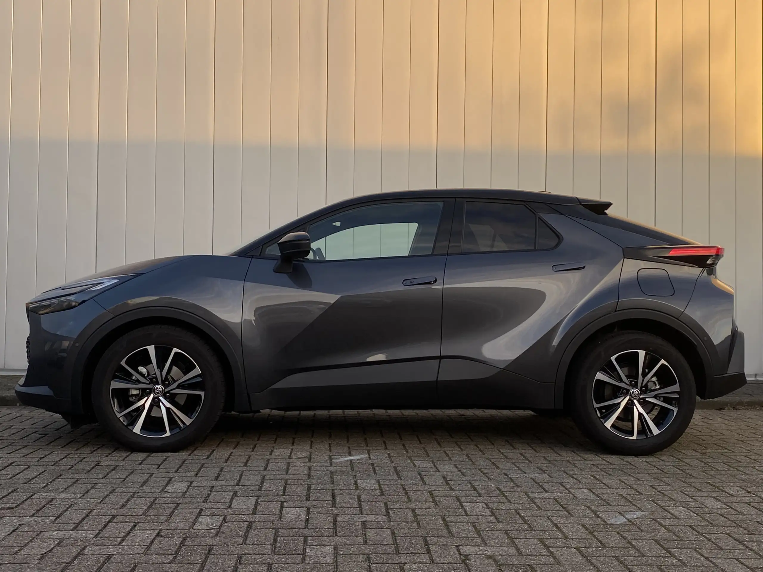 Toyota - C-HR