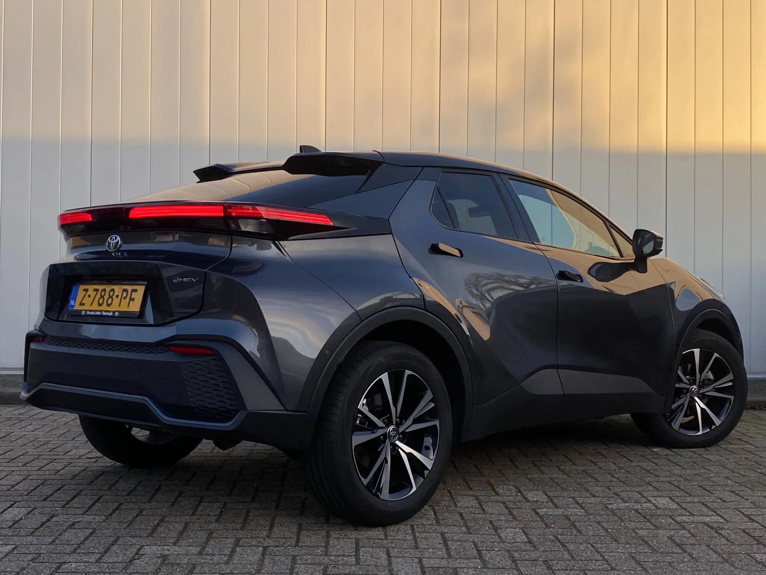 Toyota - C-HR