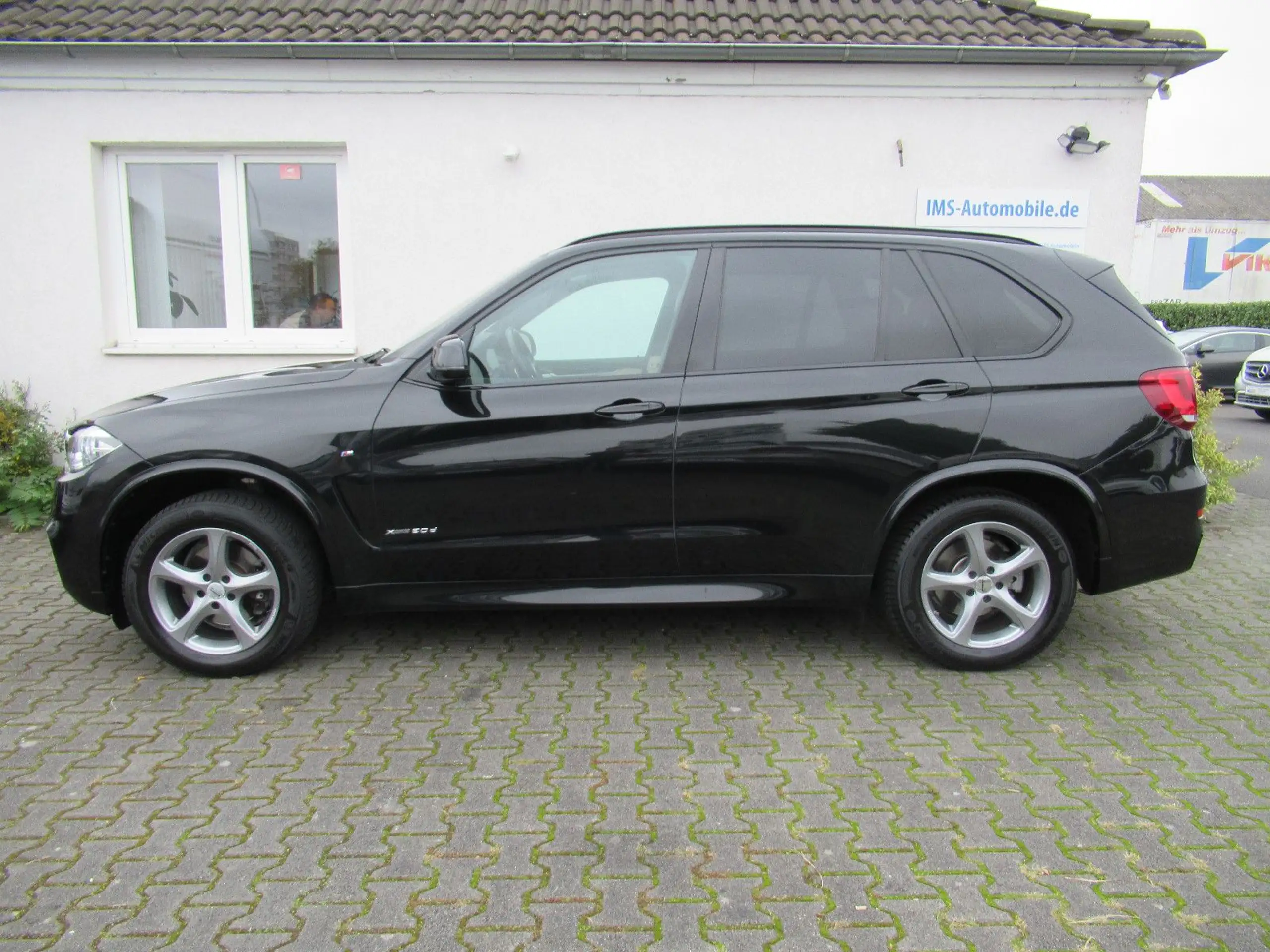 BMW - X5