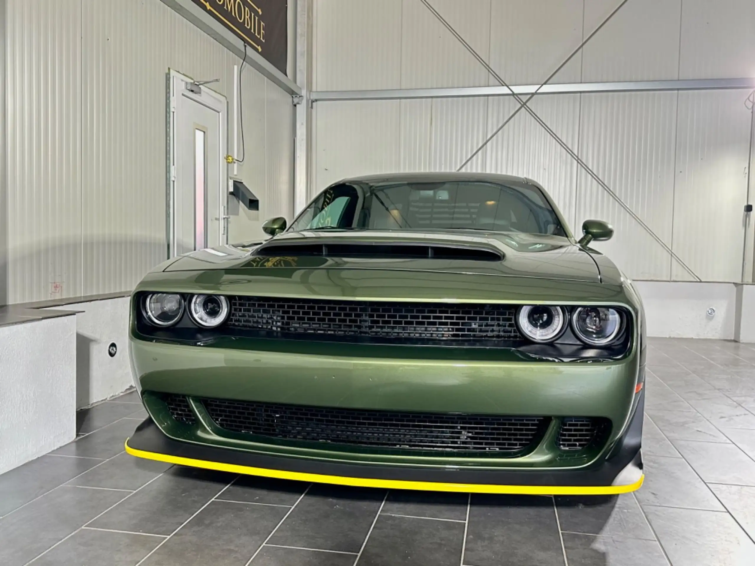 Dodge - Challenger