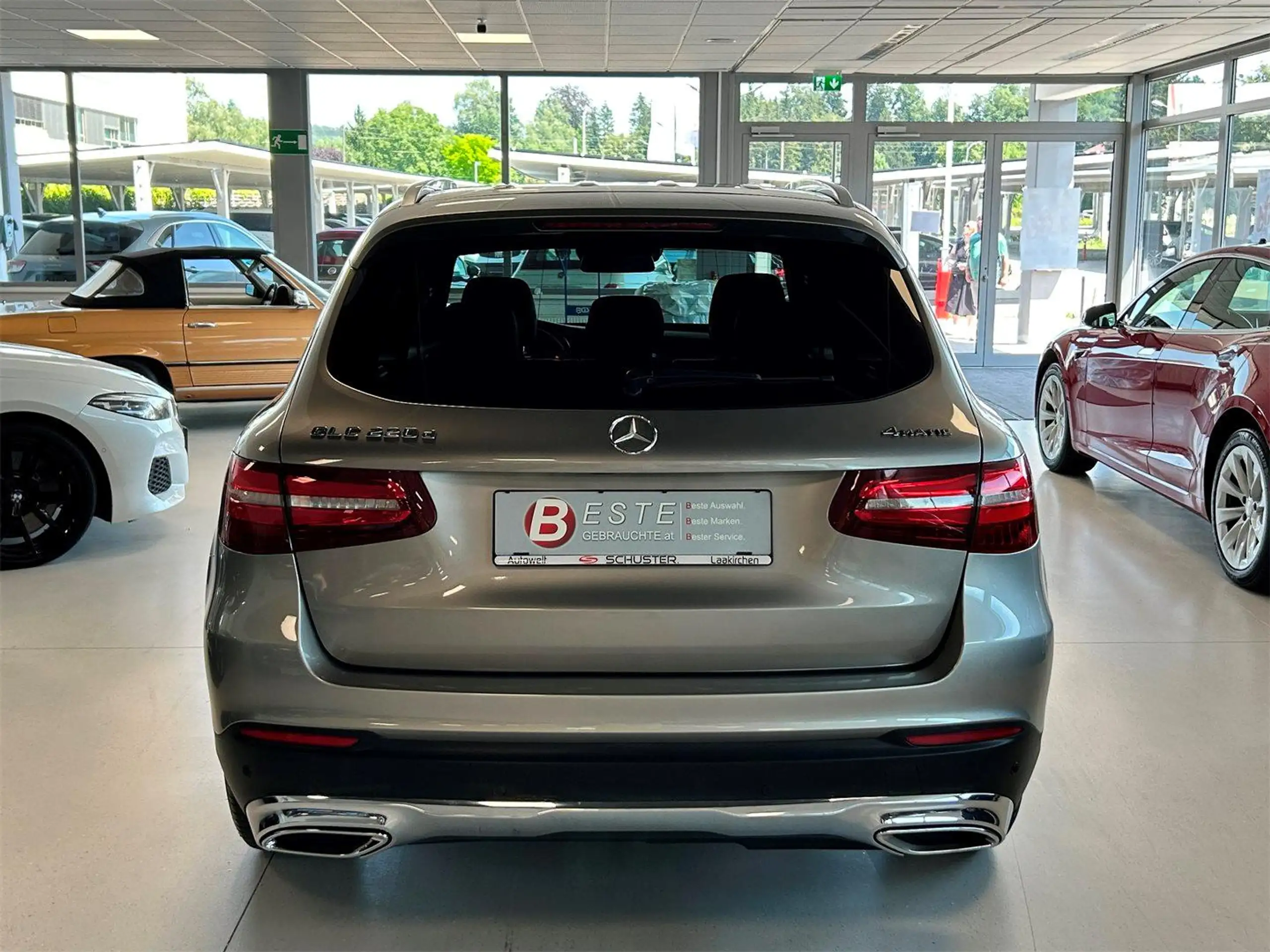 Mercedes-Benz - GLC 220