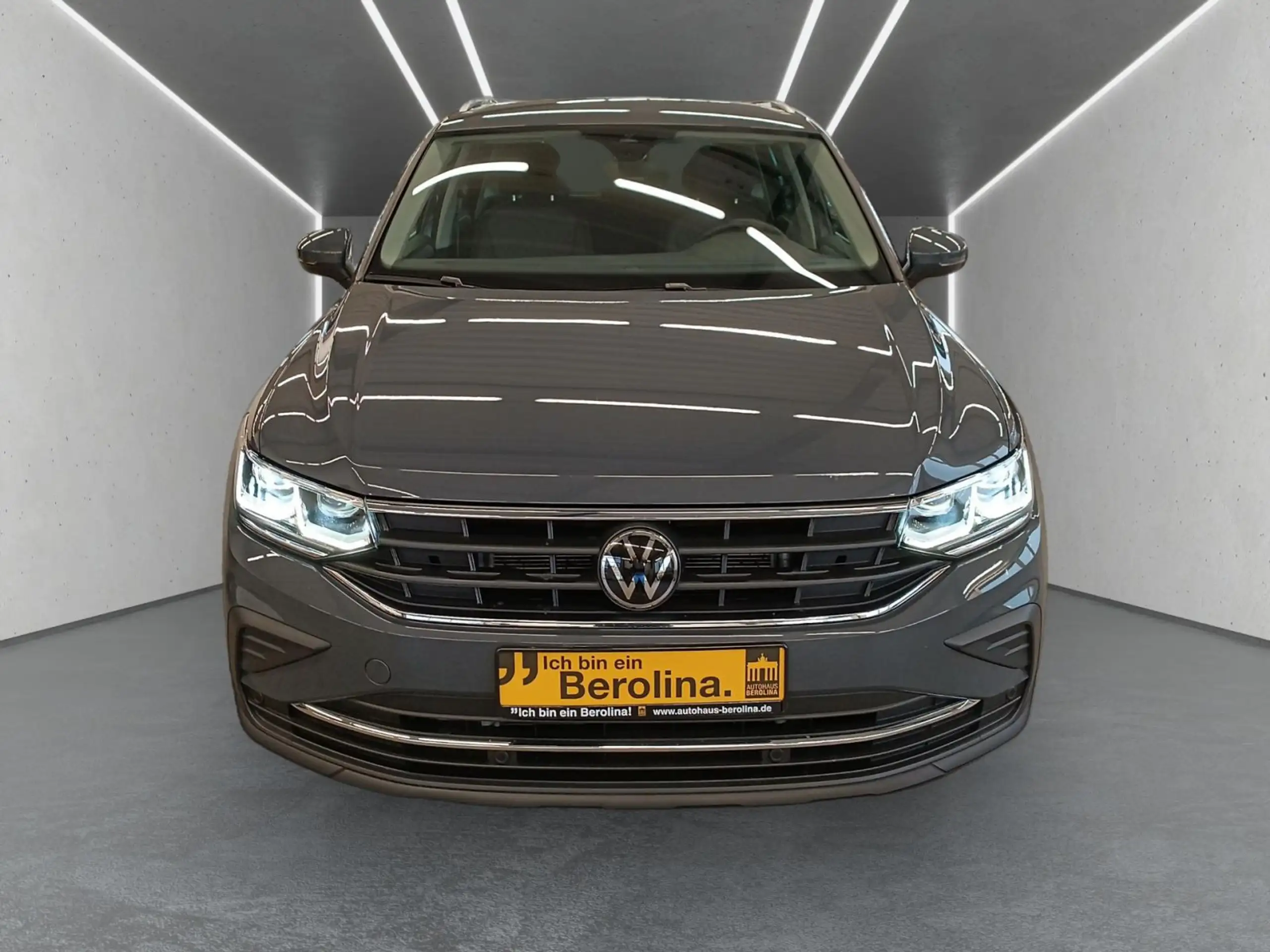 Volkswagen - Tiguan