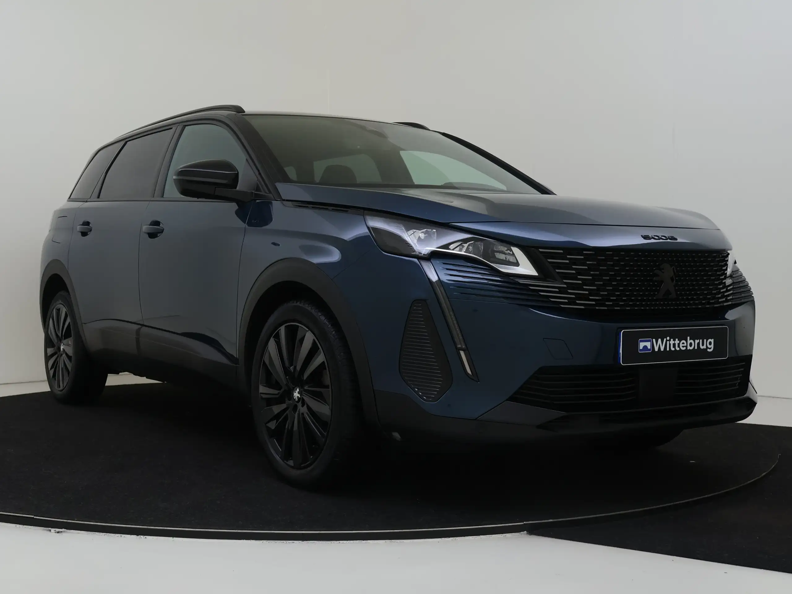 Peugeot - 5008