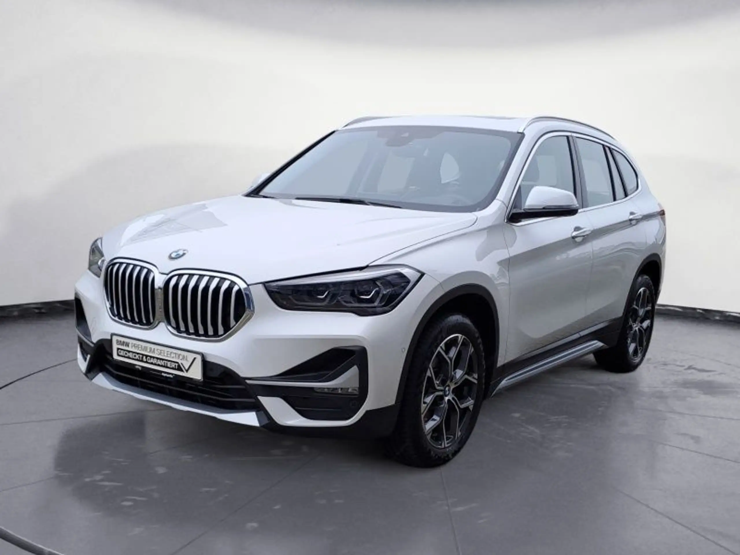 BMW - X1