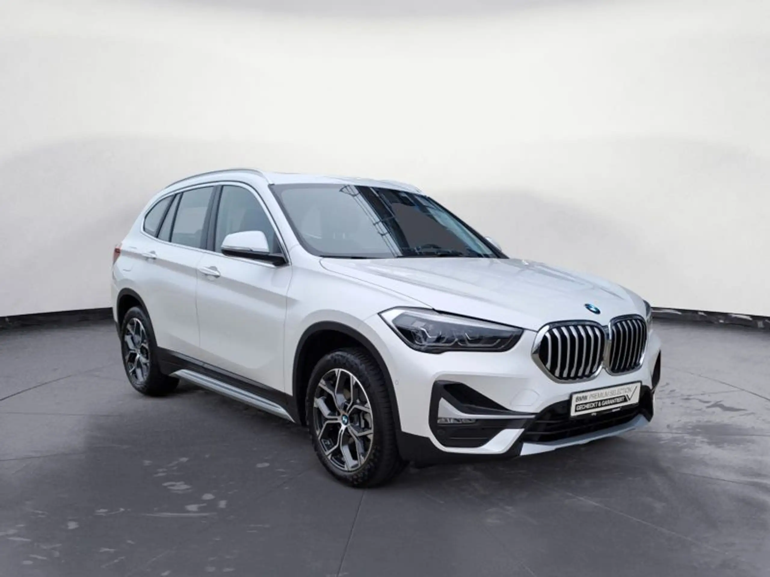 BMW - X1