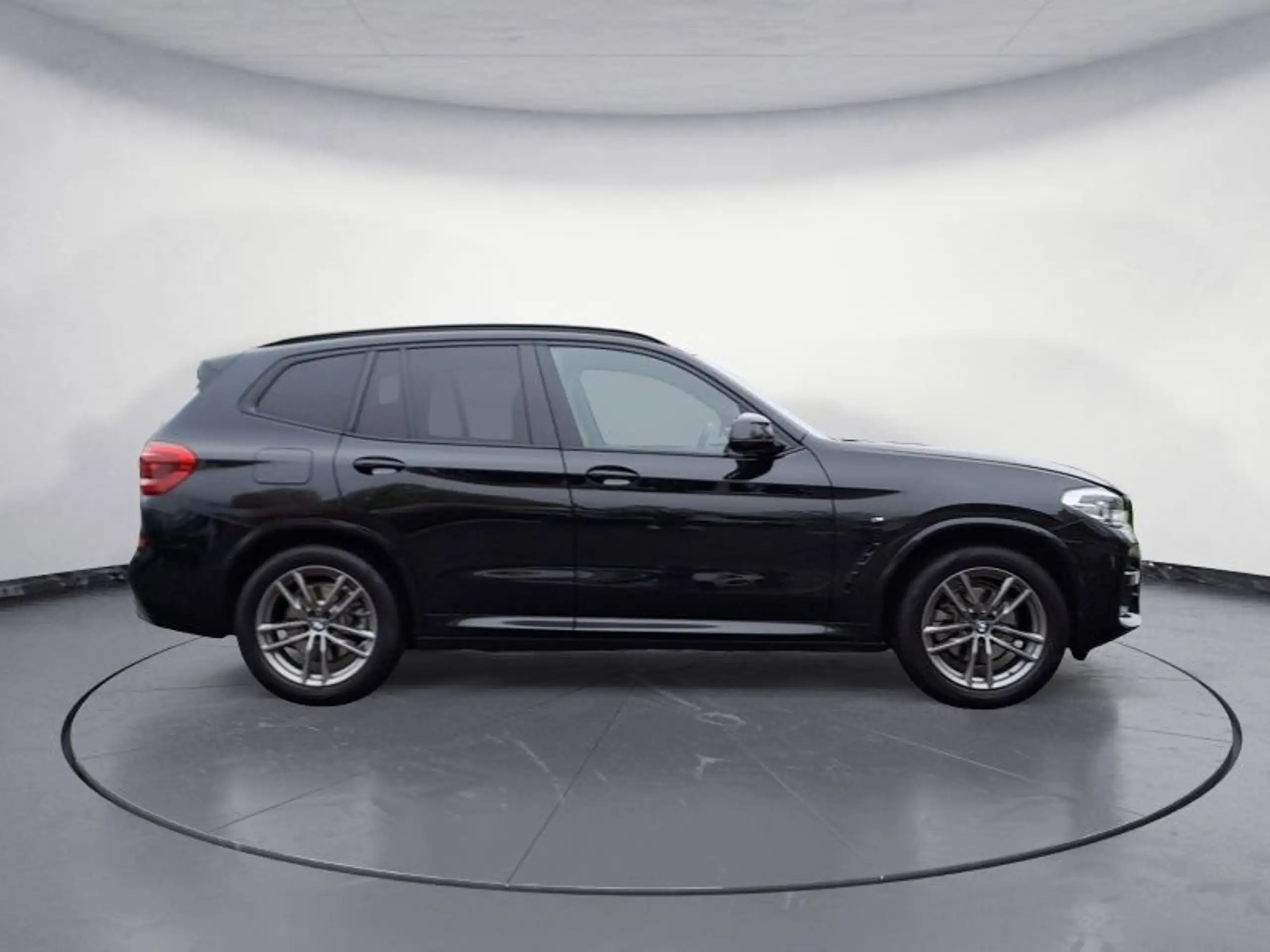 BMW - X3