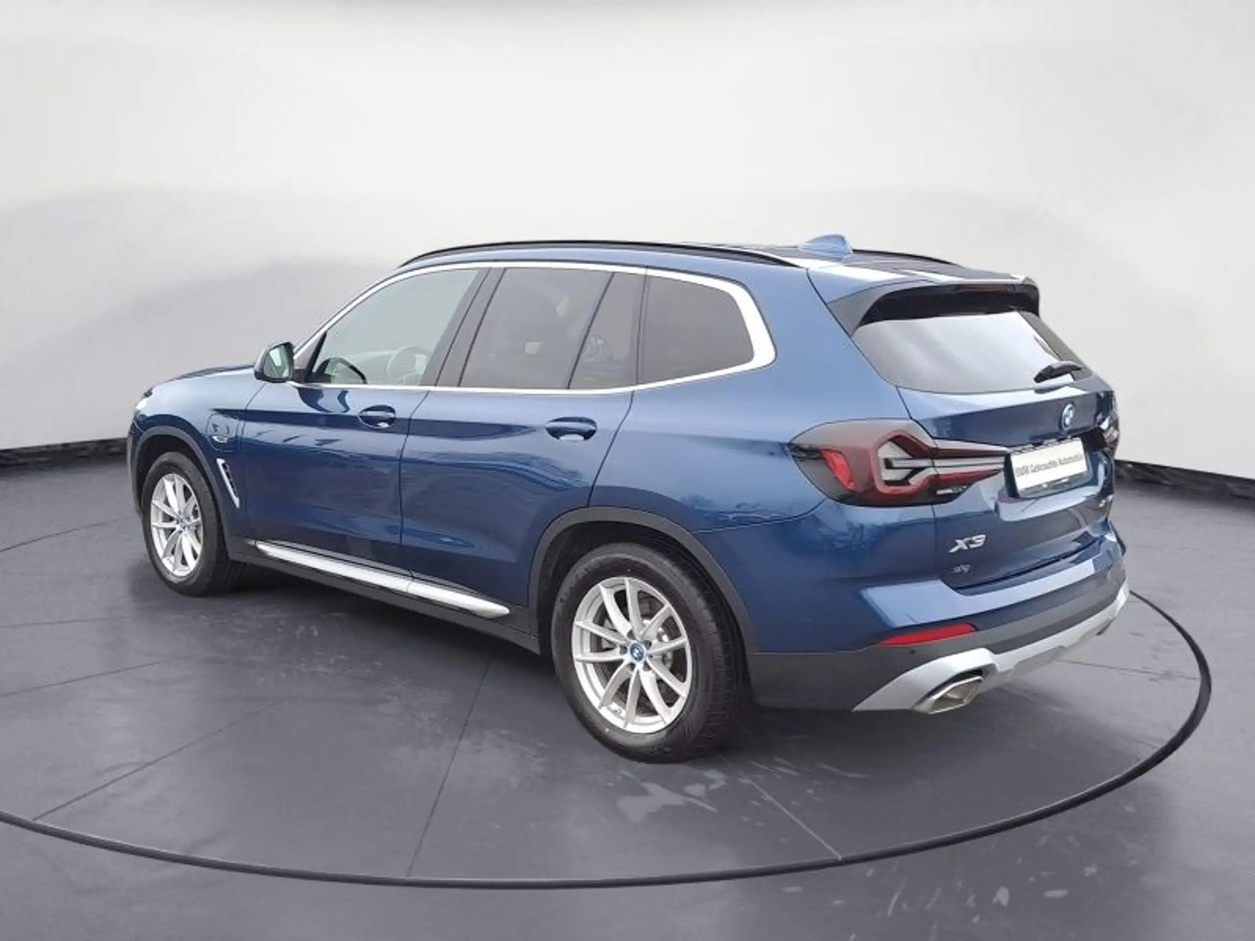 BMW - X3