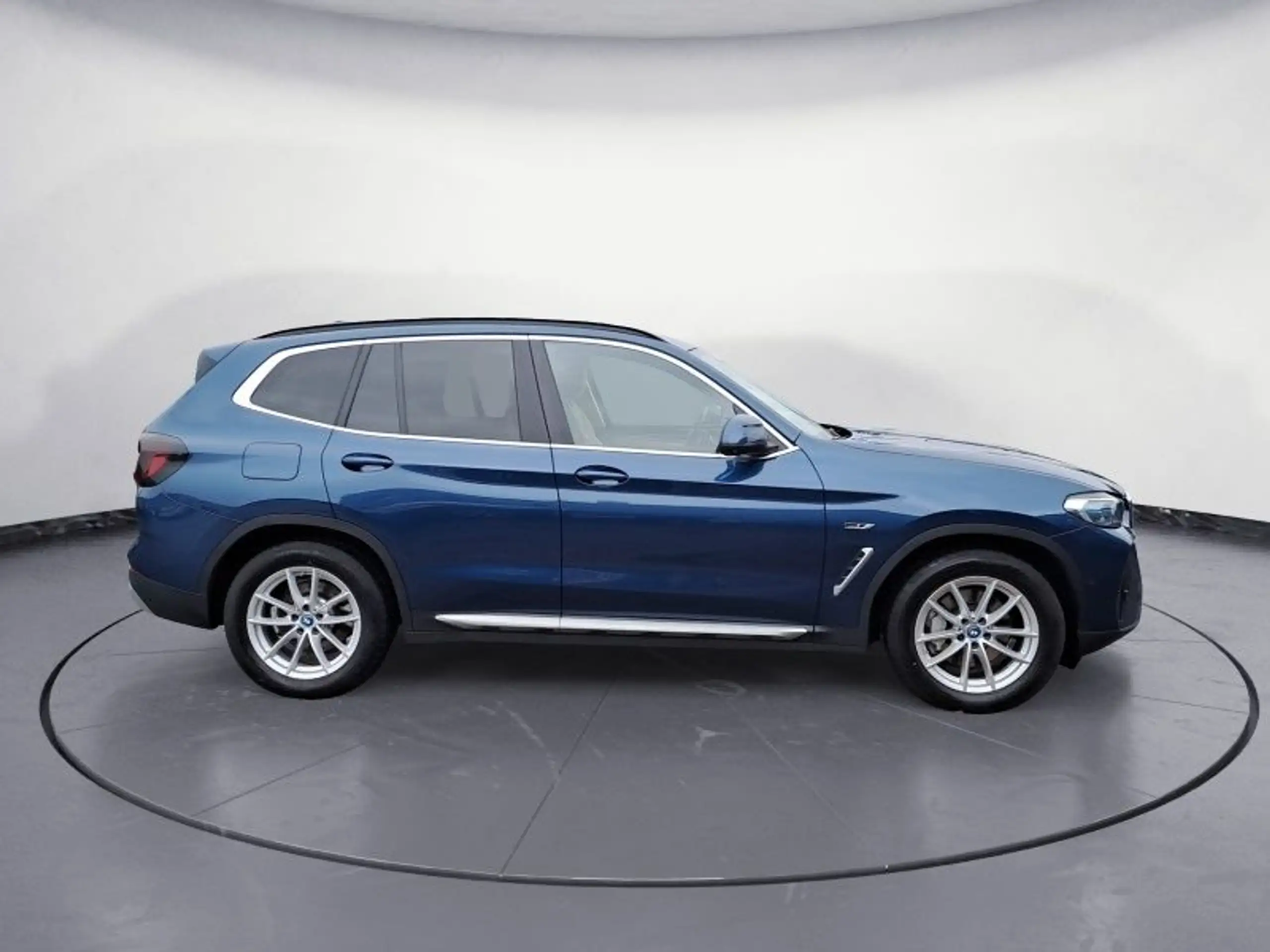 BMW - X3