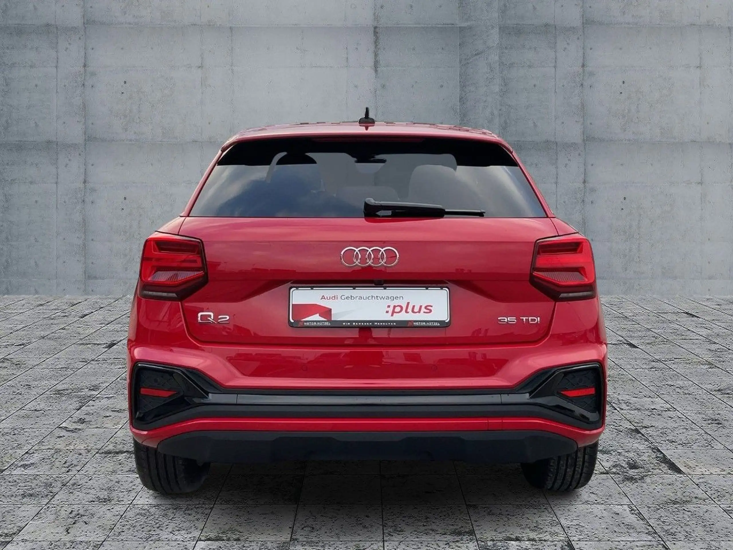 Audi - Q2