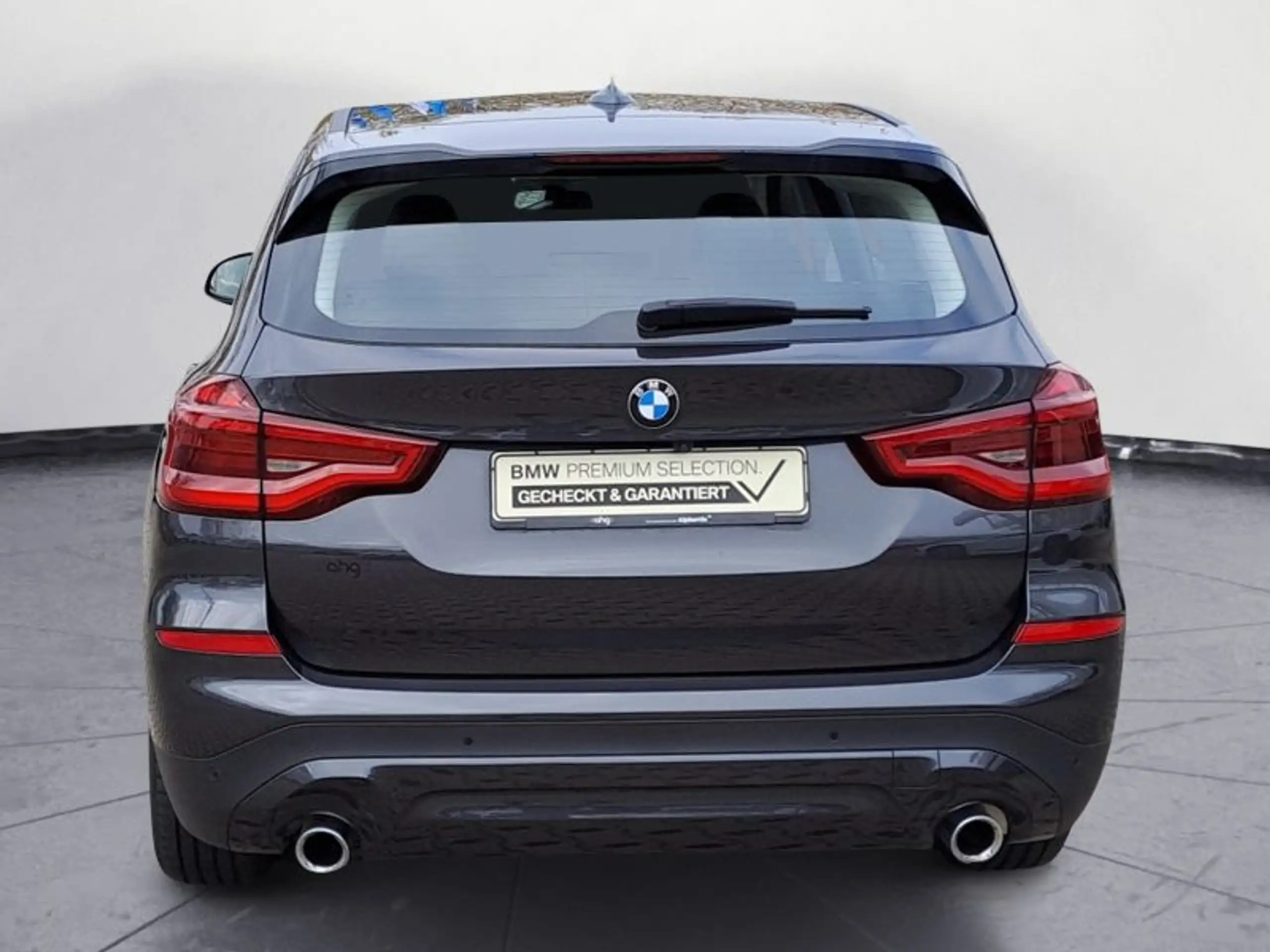 BMW - X3