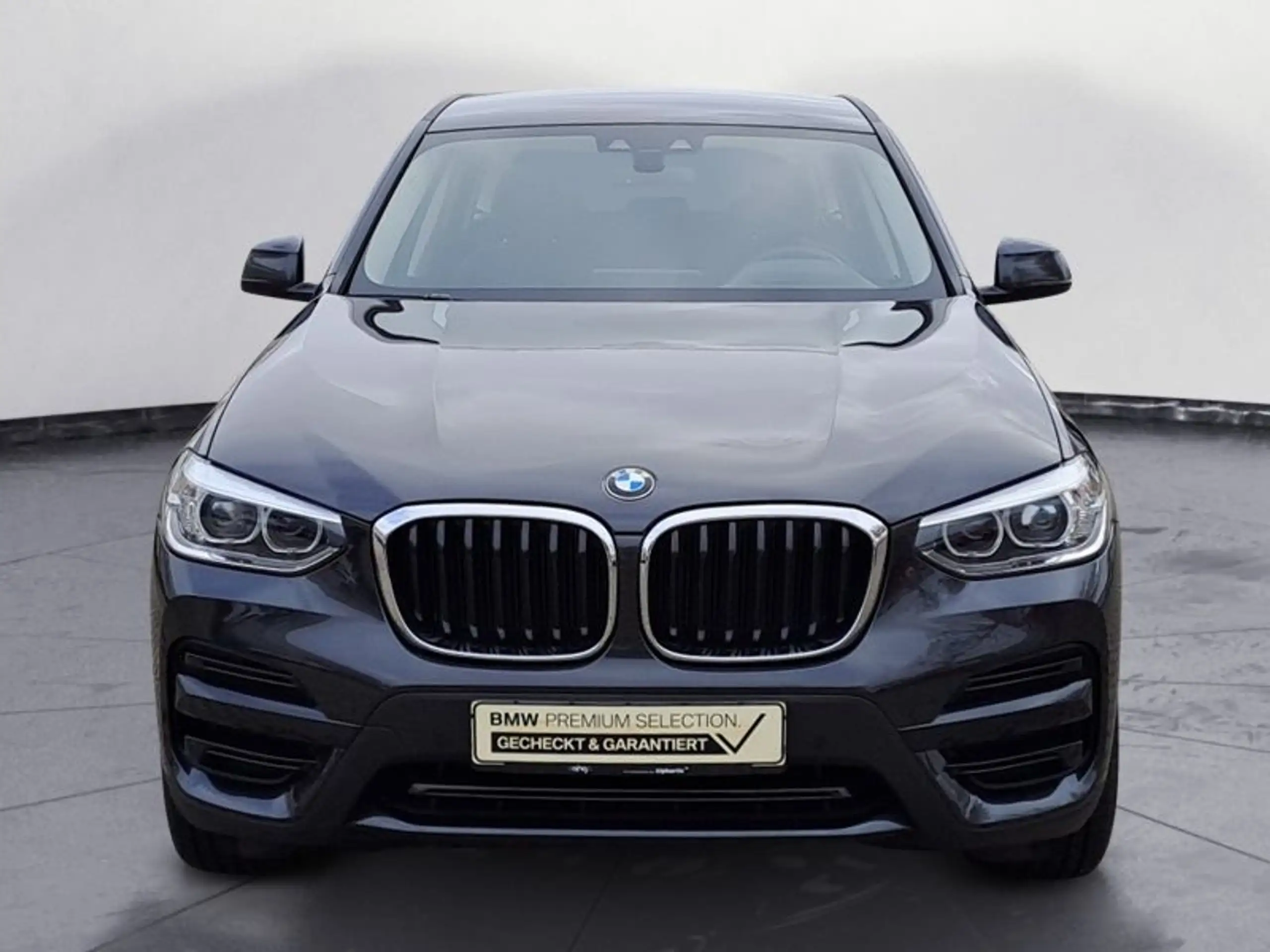 BMW - X3