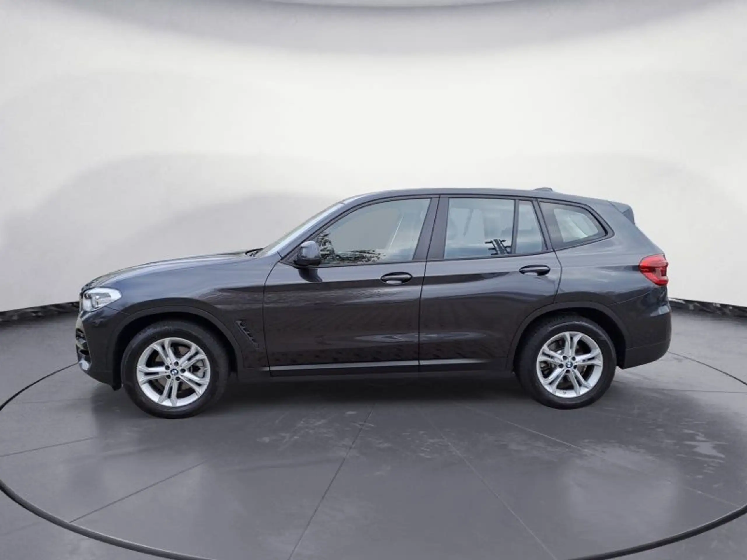 BMW - X3