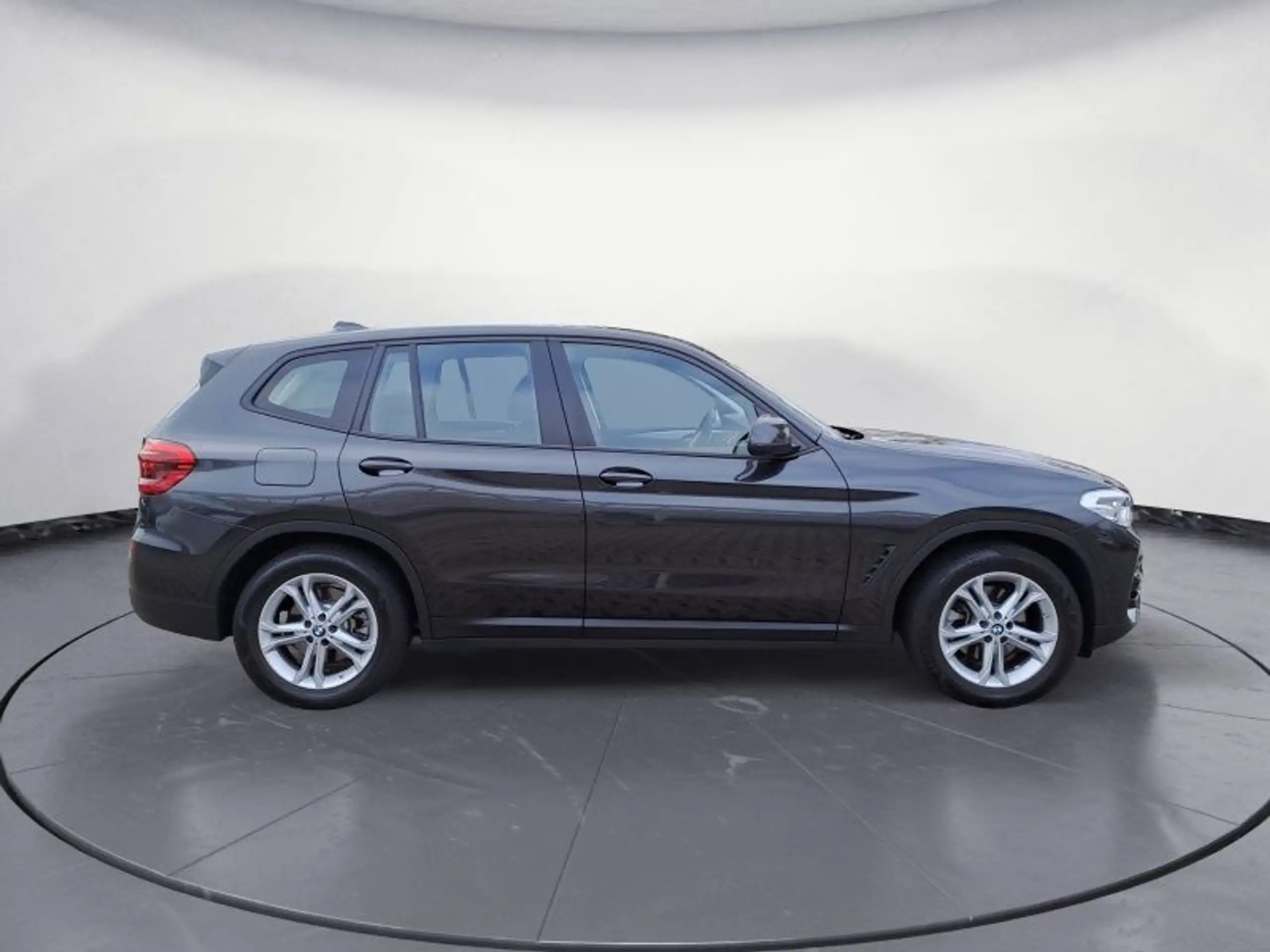 BMW - X3