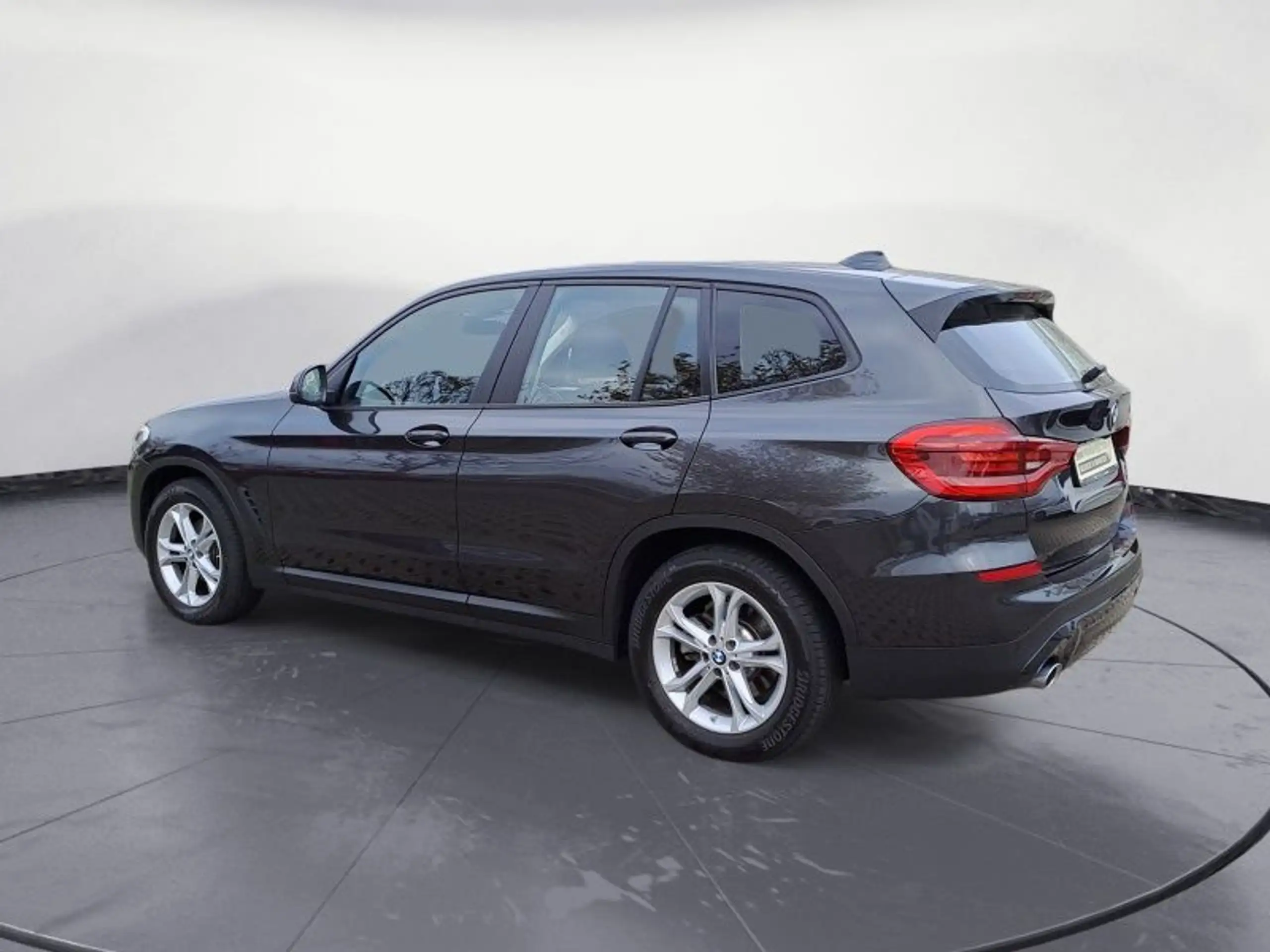 BMW - X3