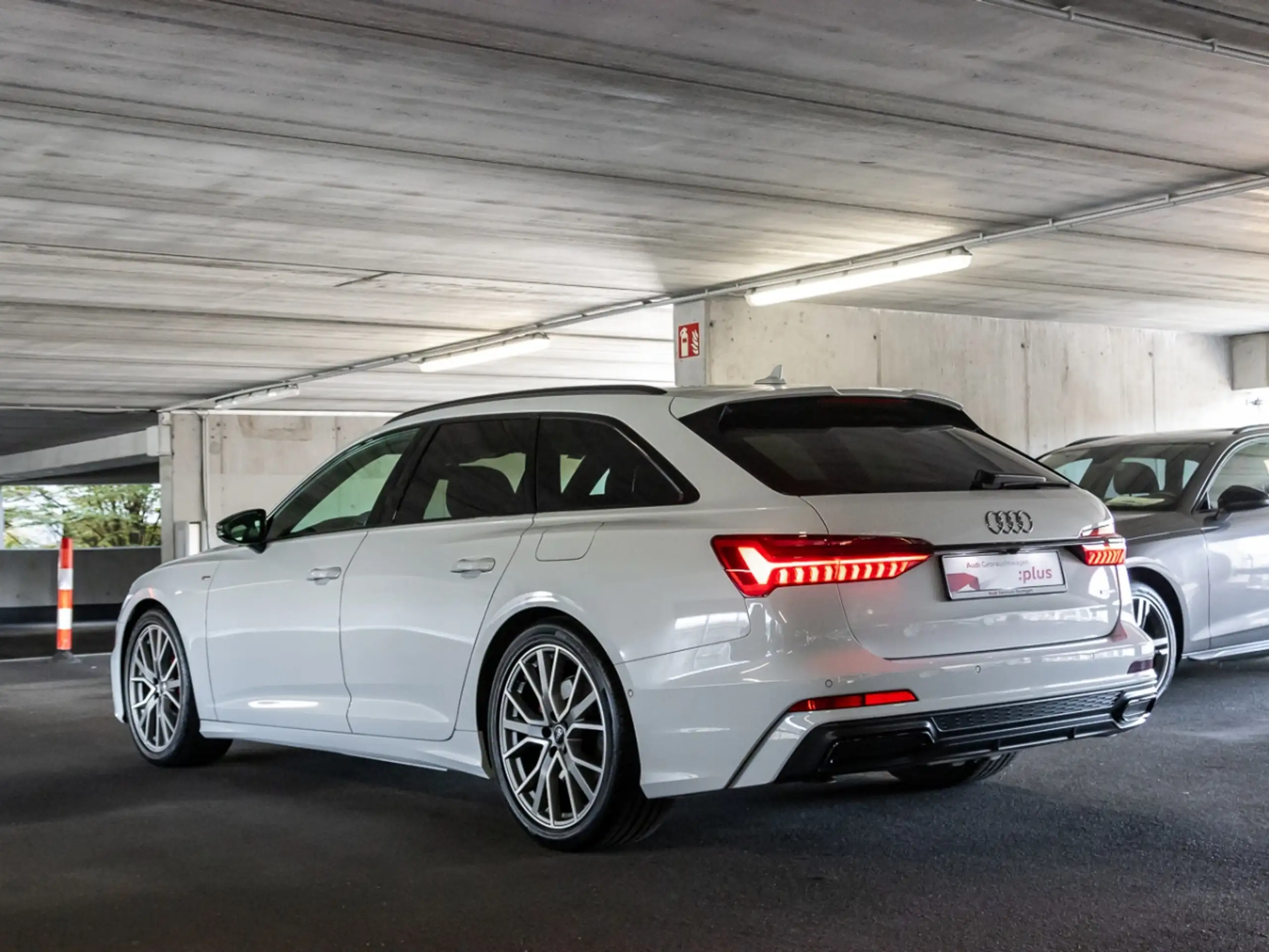 Audi - A6