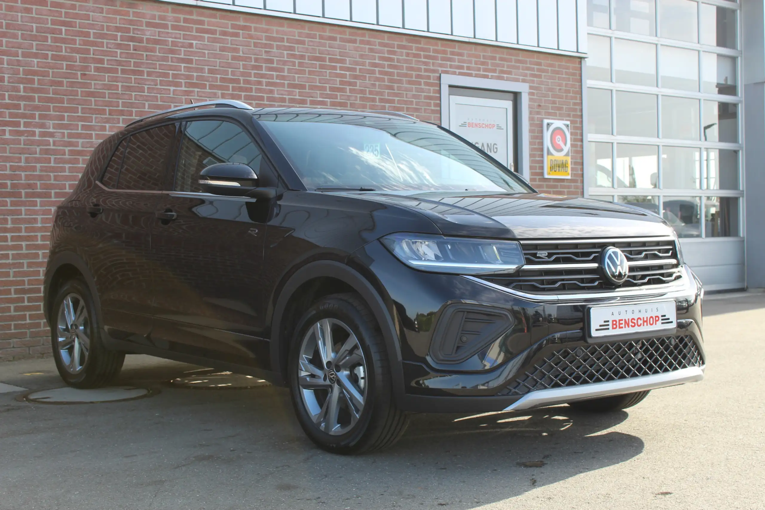 Volkswagen - T-Cross