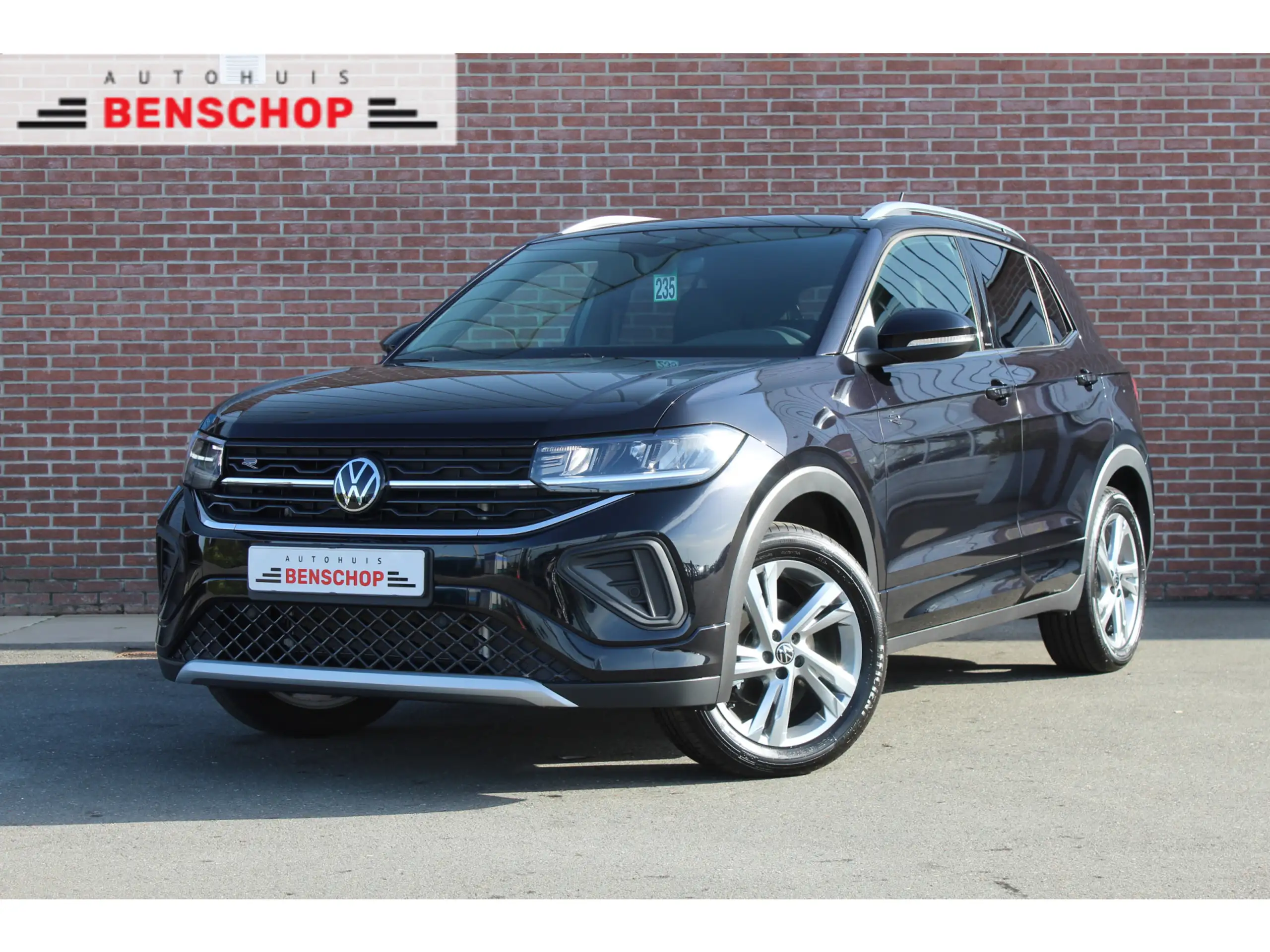 Volkswagen T-Cross 2024