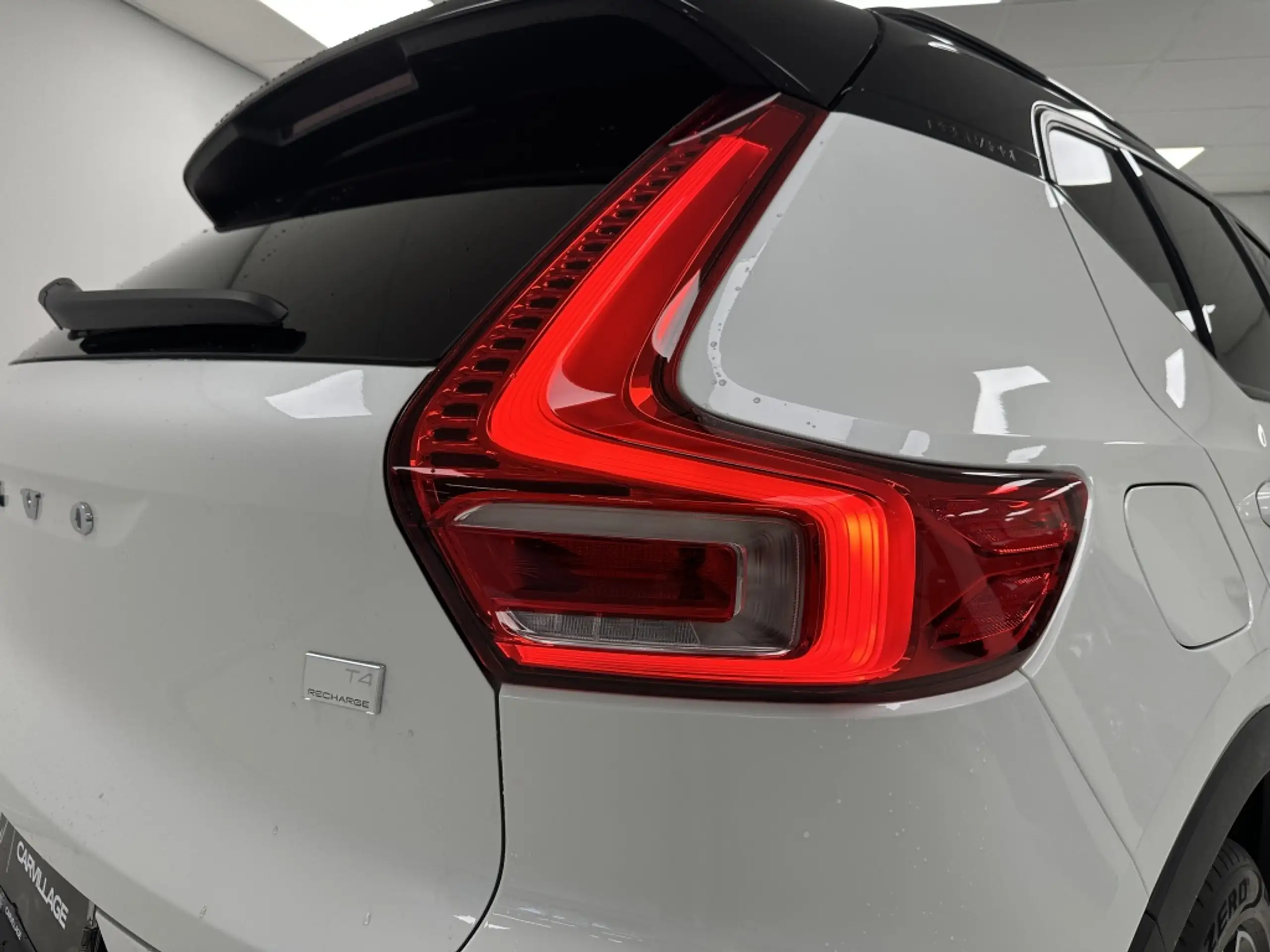 Volvo - XC40