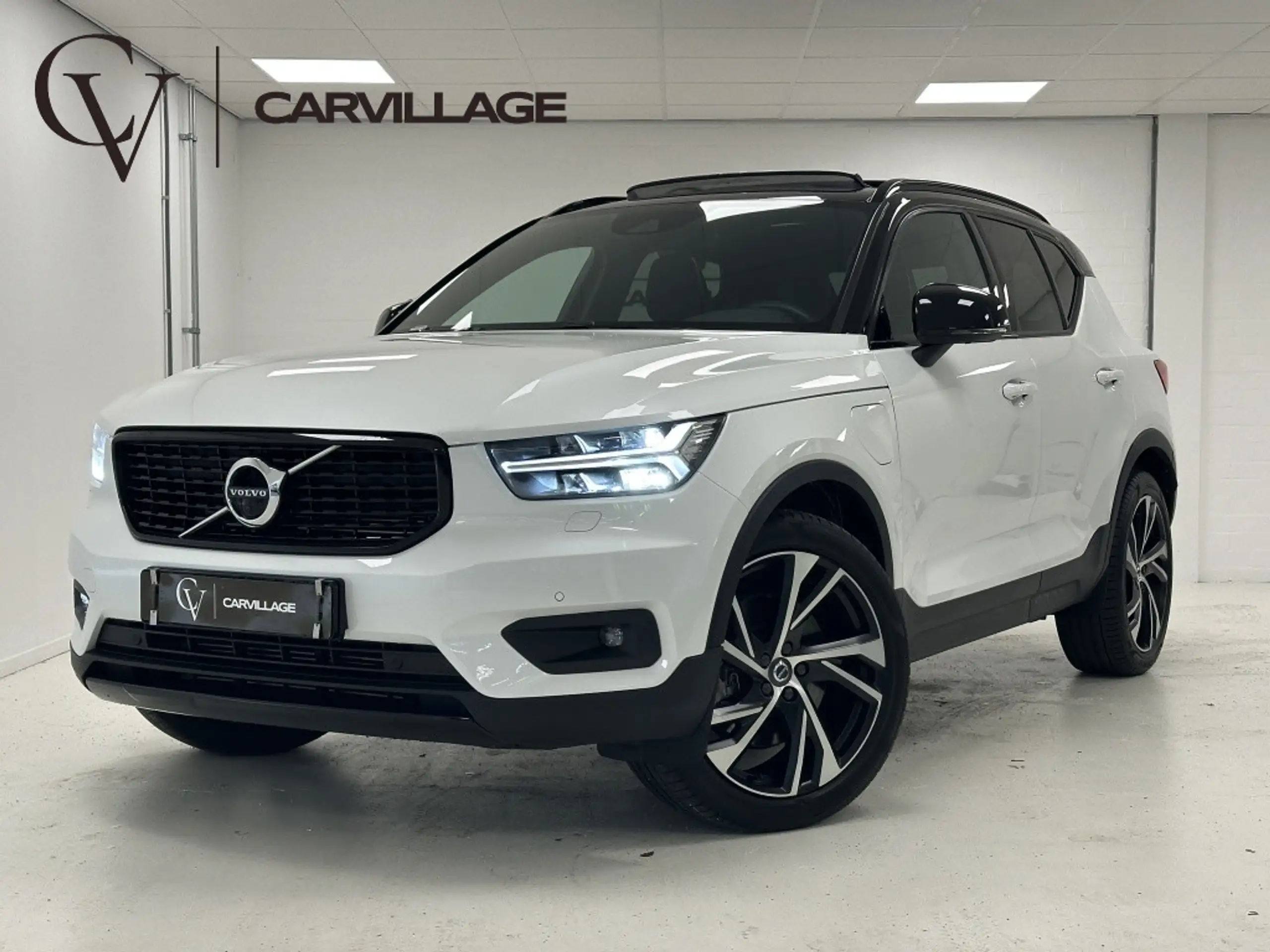 Volvo - XC40