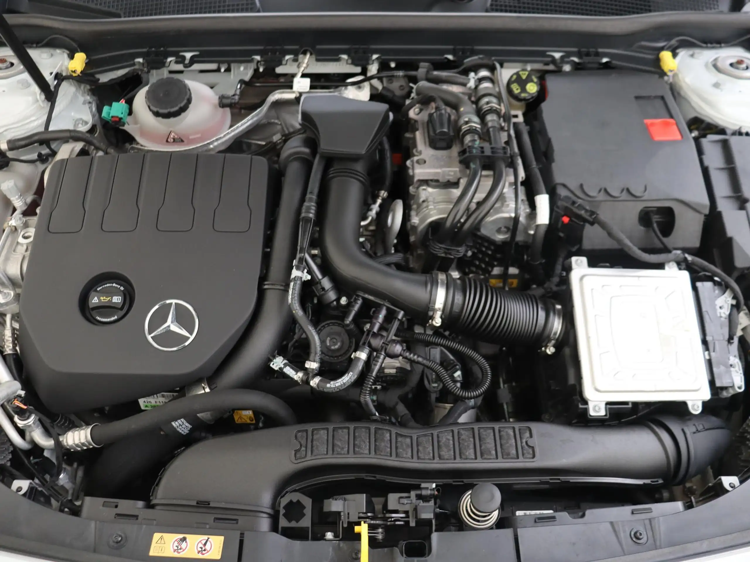 Mercedes-Benz - CLA 250