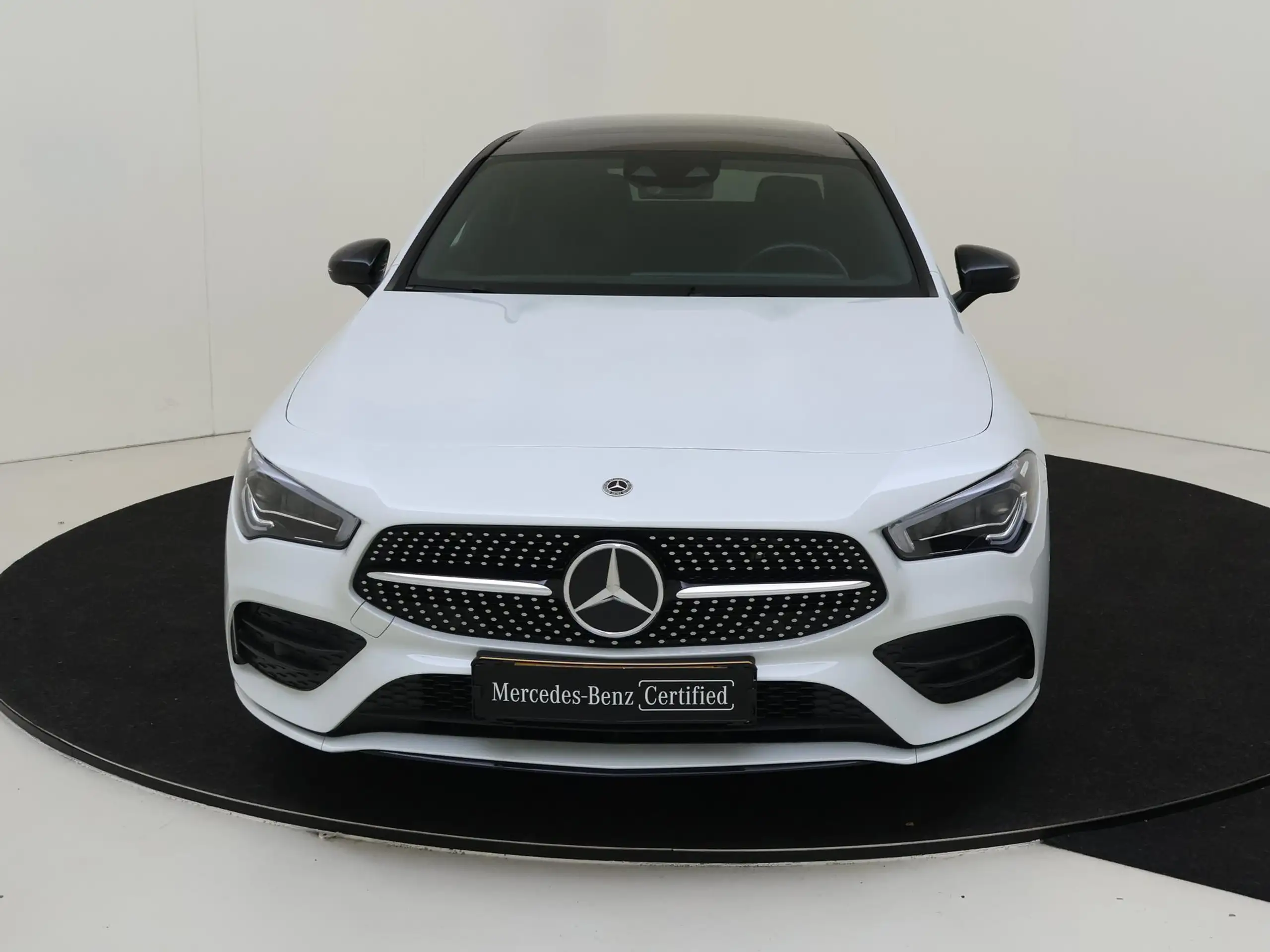 Mercedes-Benz - CLA 250