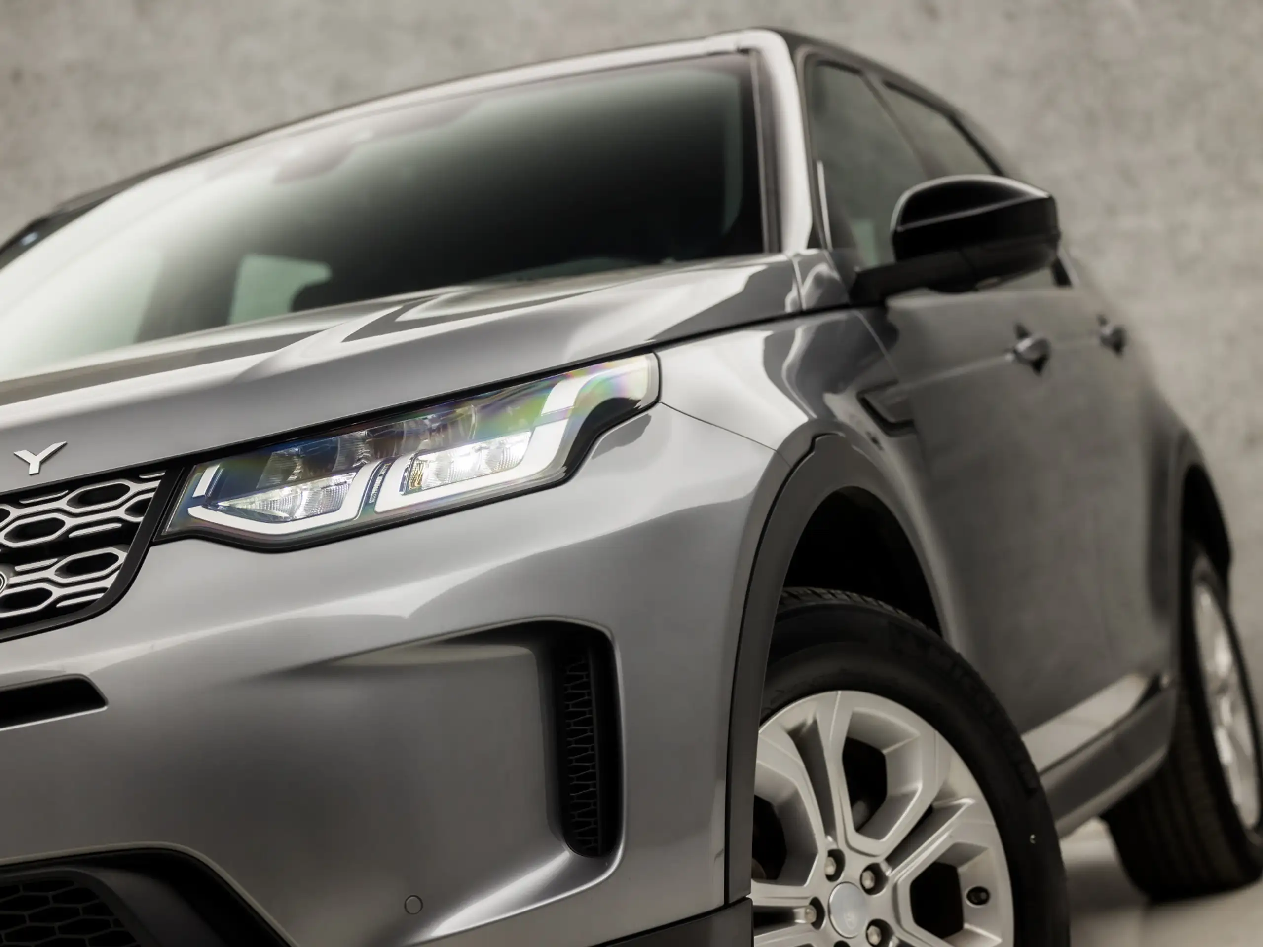 Land Rover - Discovery Sport