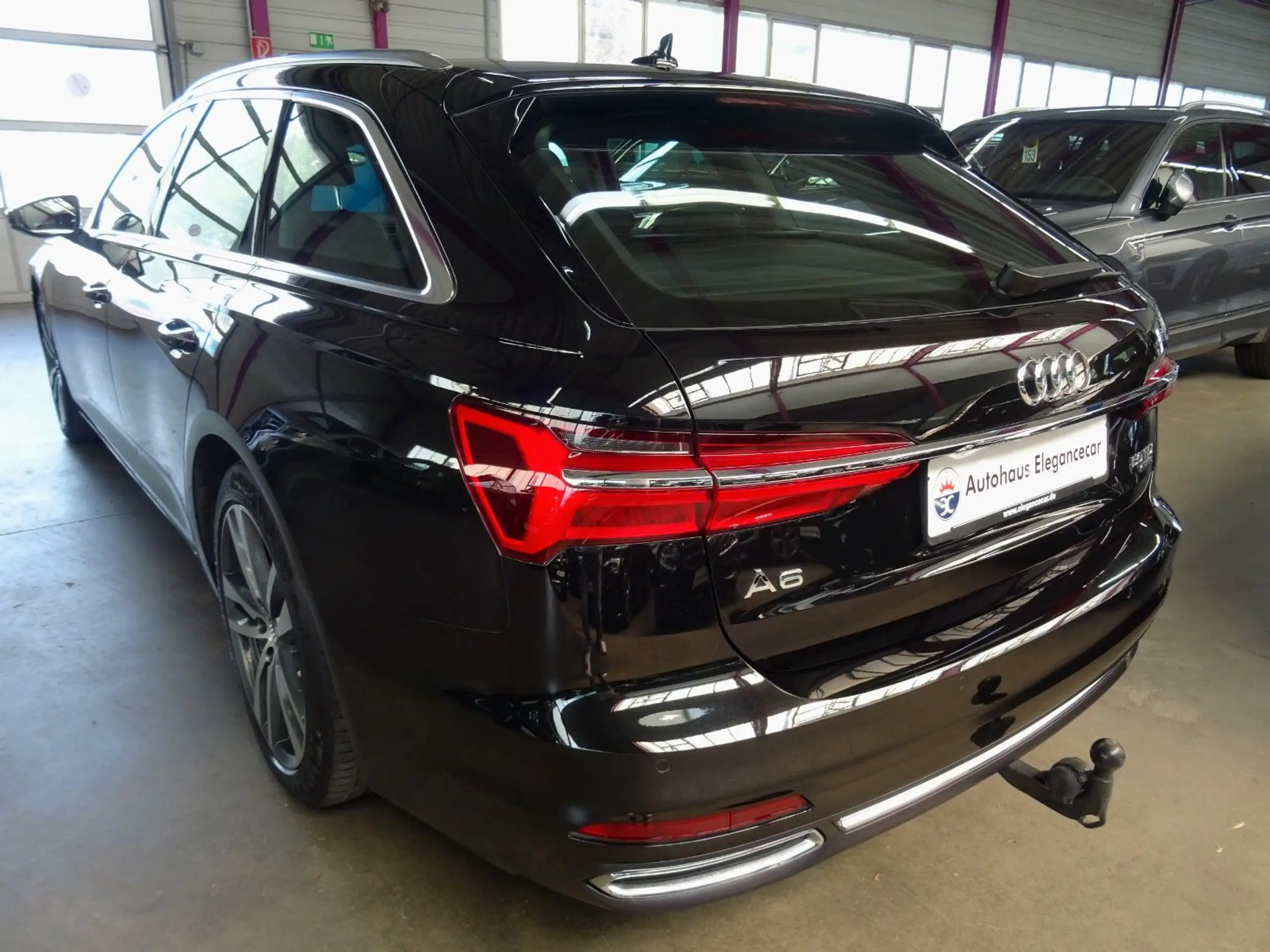 Audi - A6