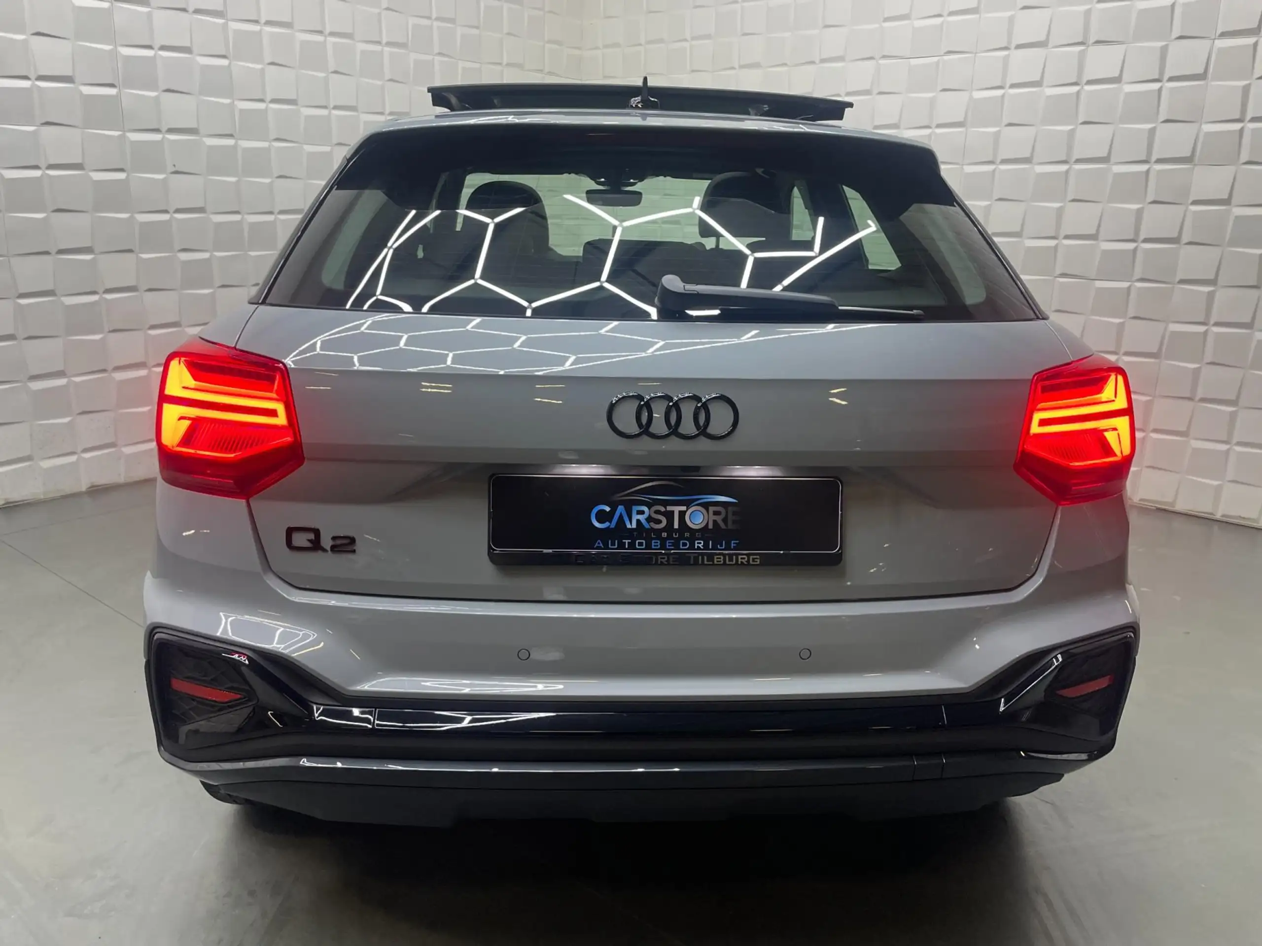 Audi - Q2