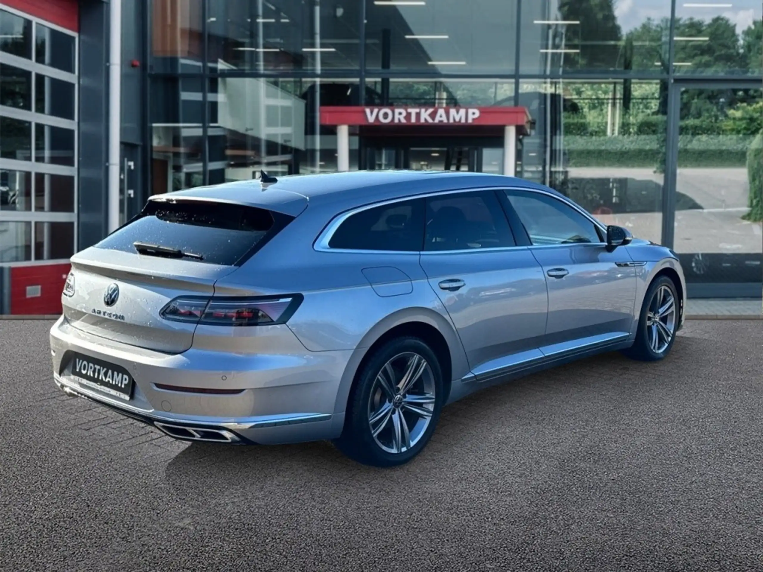 Volkswagen - Arteon