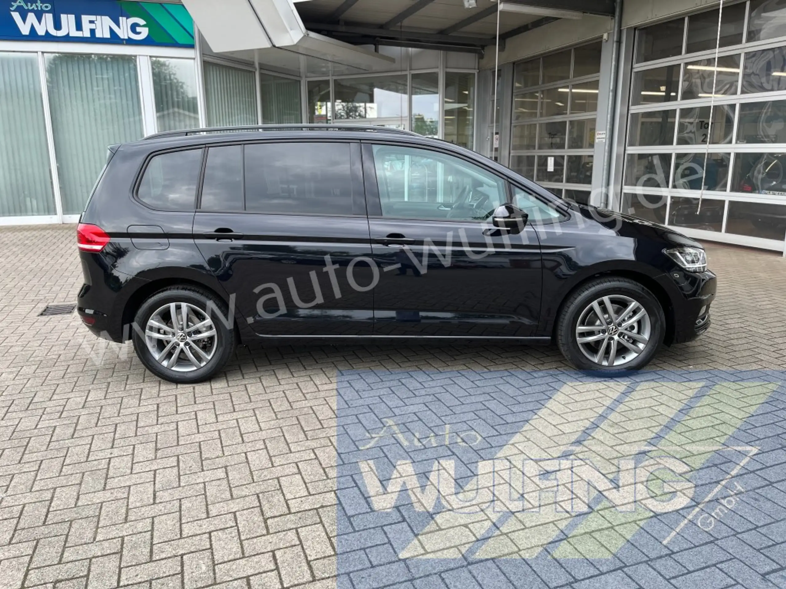 Volkswagen - Touran