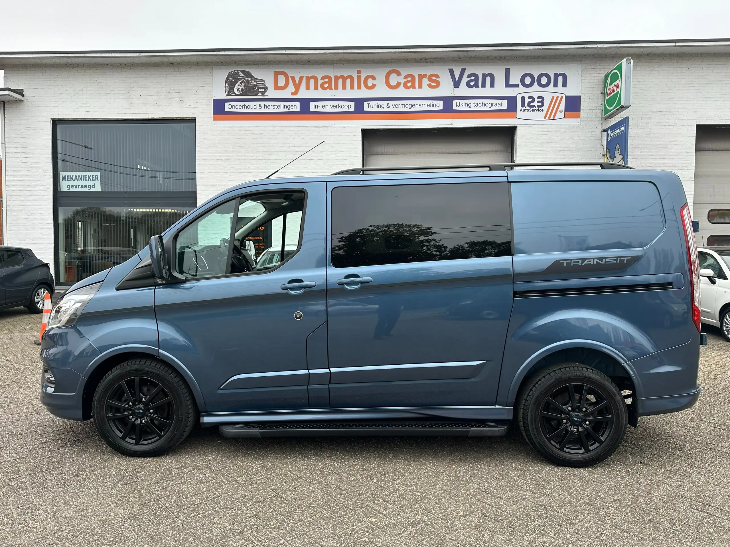 Ford - Transit Custom