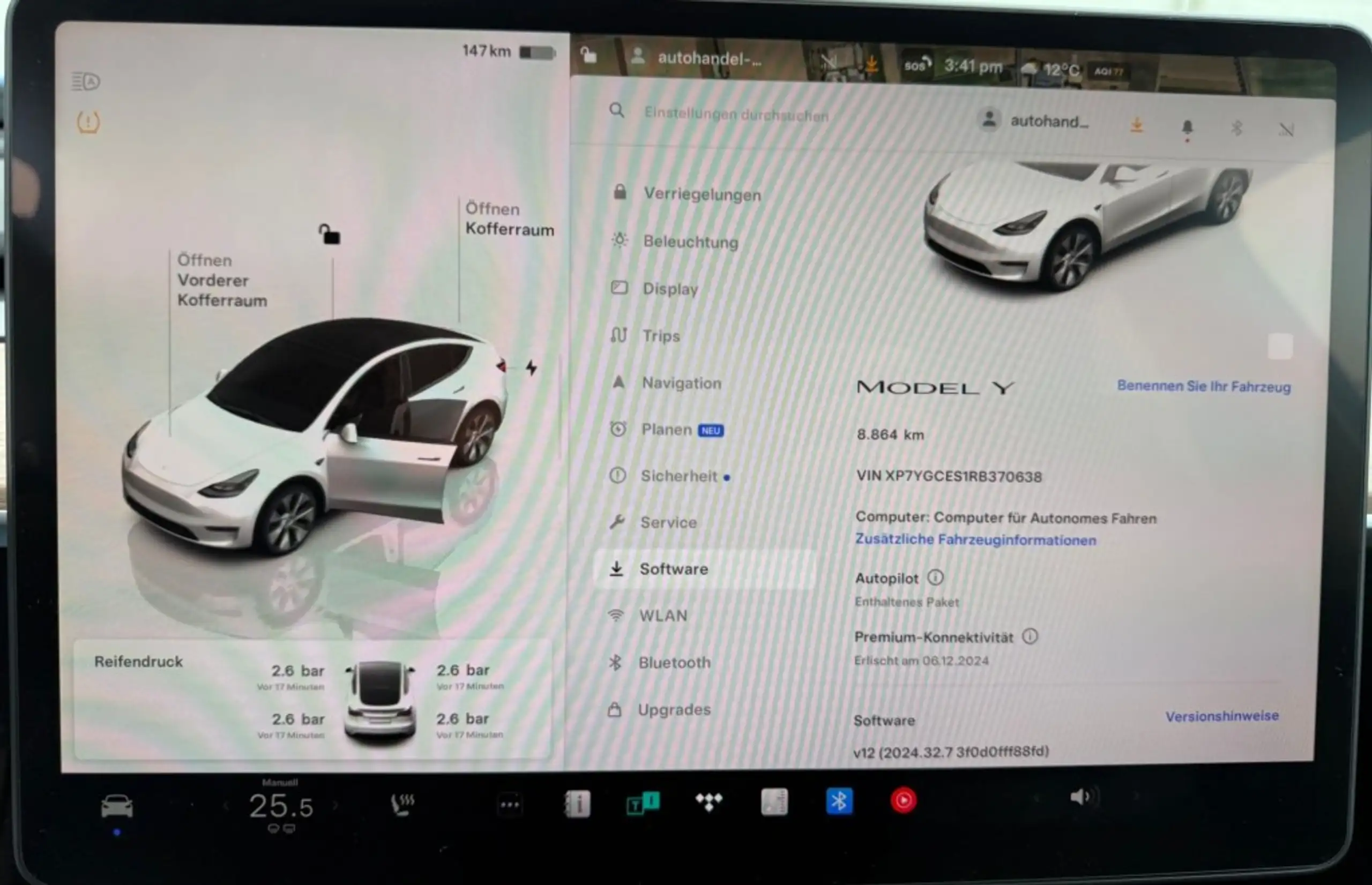 Tesla - Model Y