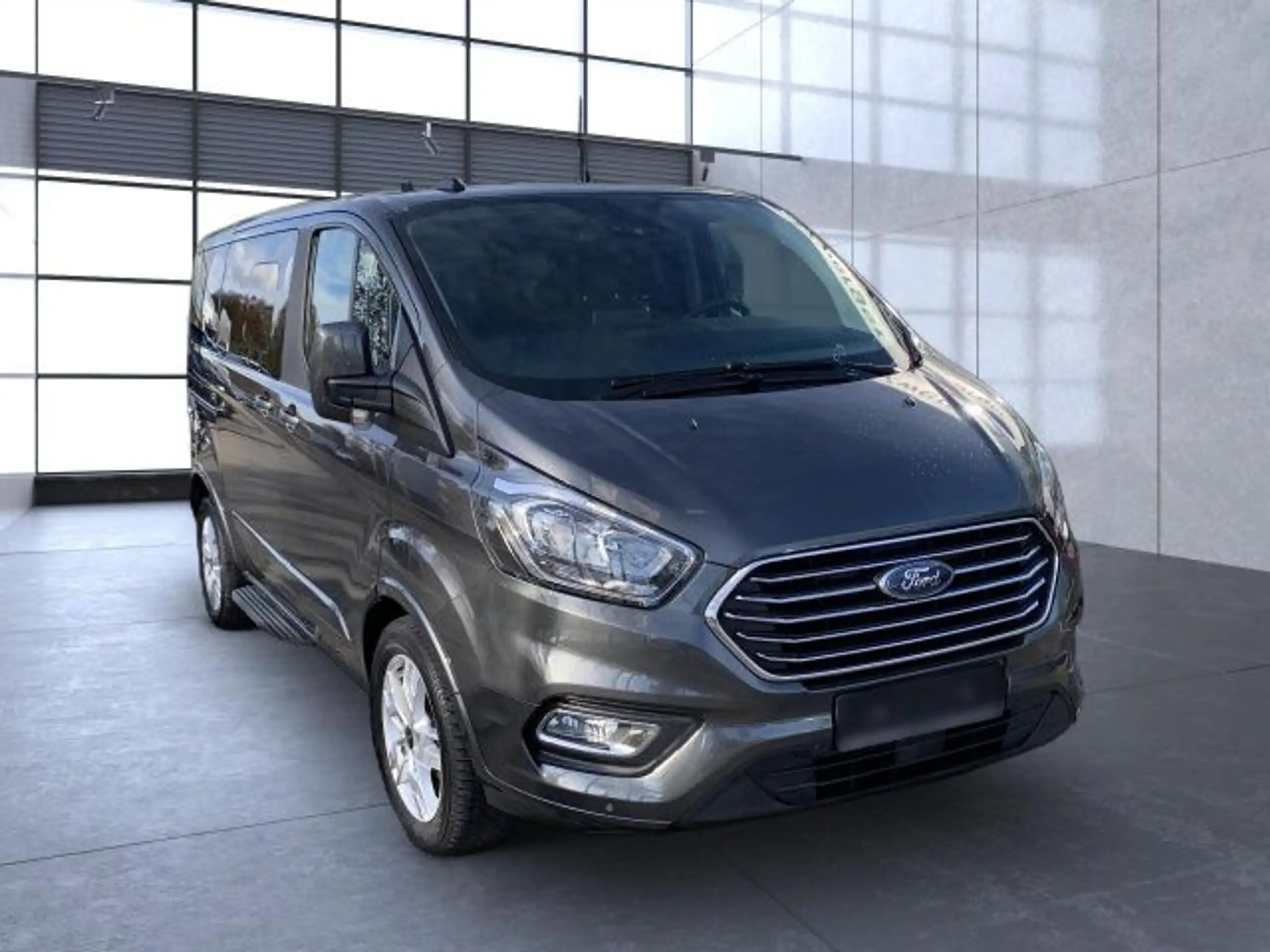 Ford - Tourneo