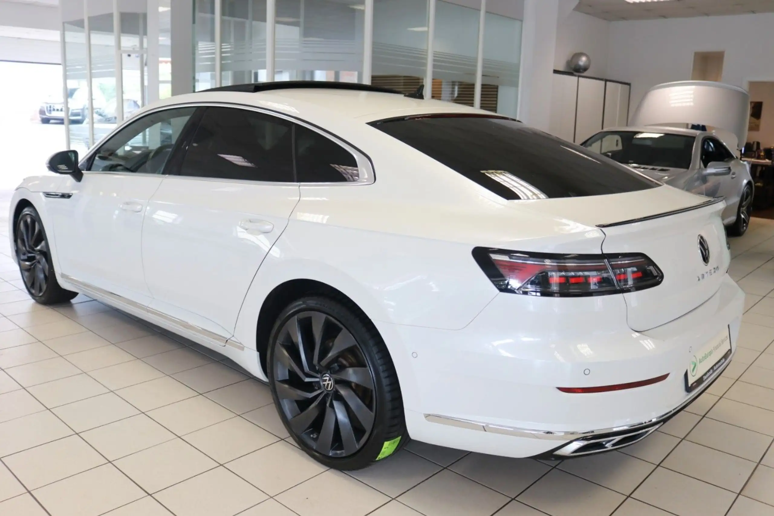 Volkswagen - Arteon