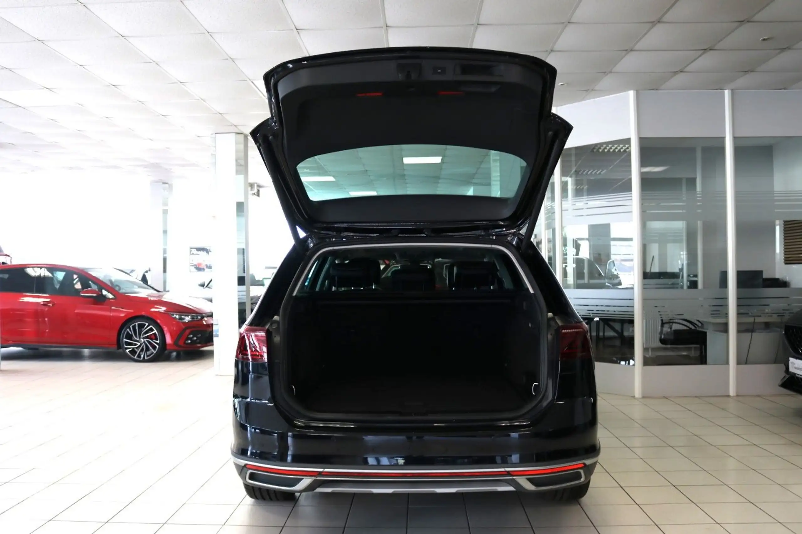 Volkswagen - Passat Alltrack