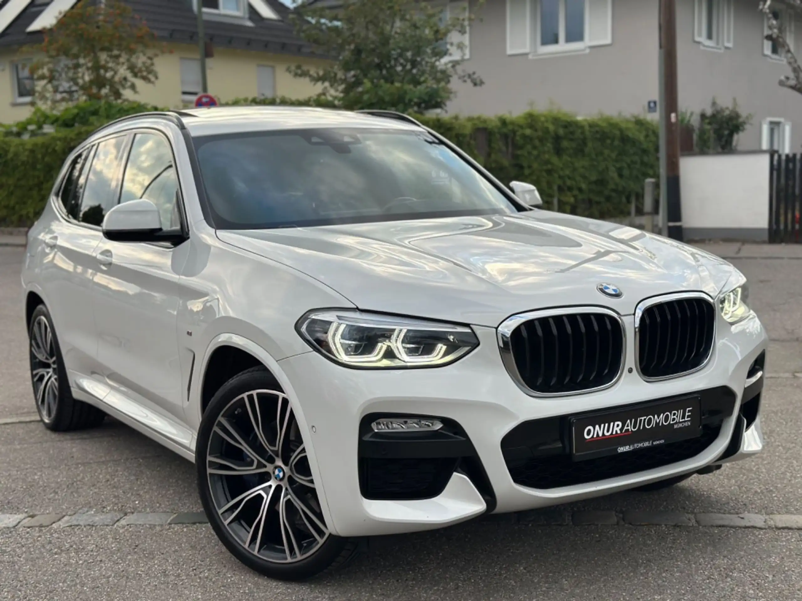 BMW - X3