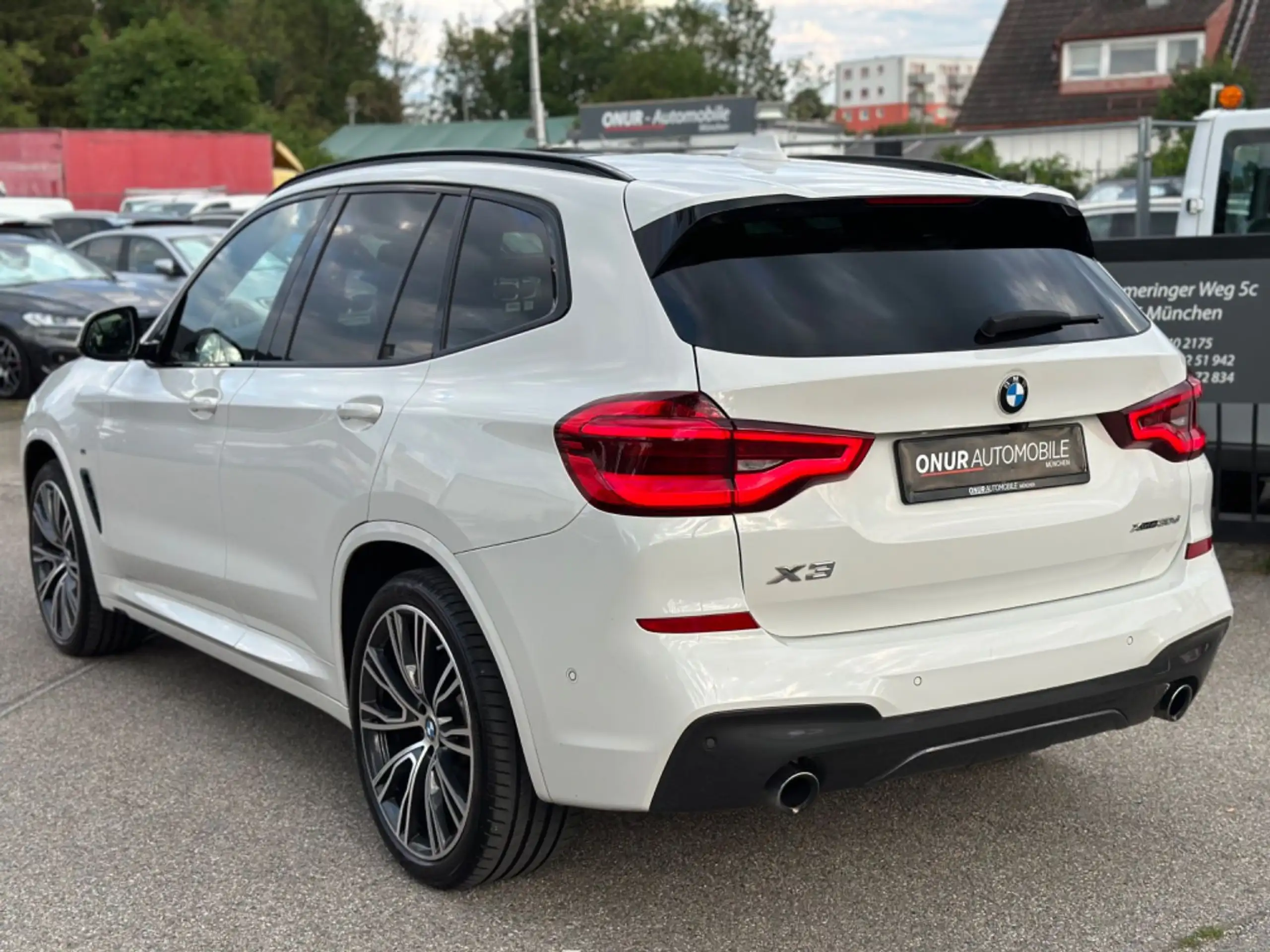 BMW - X3