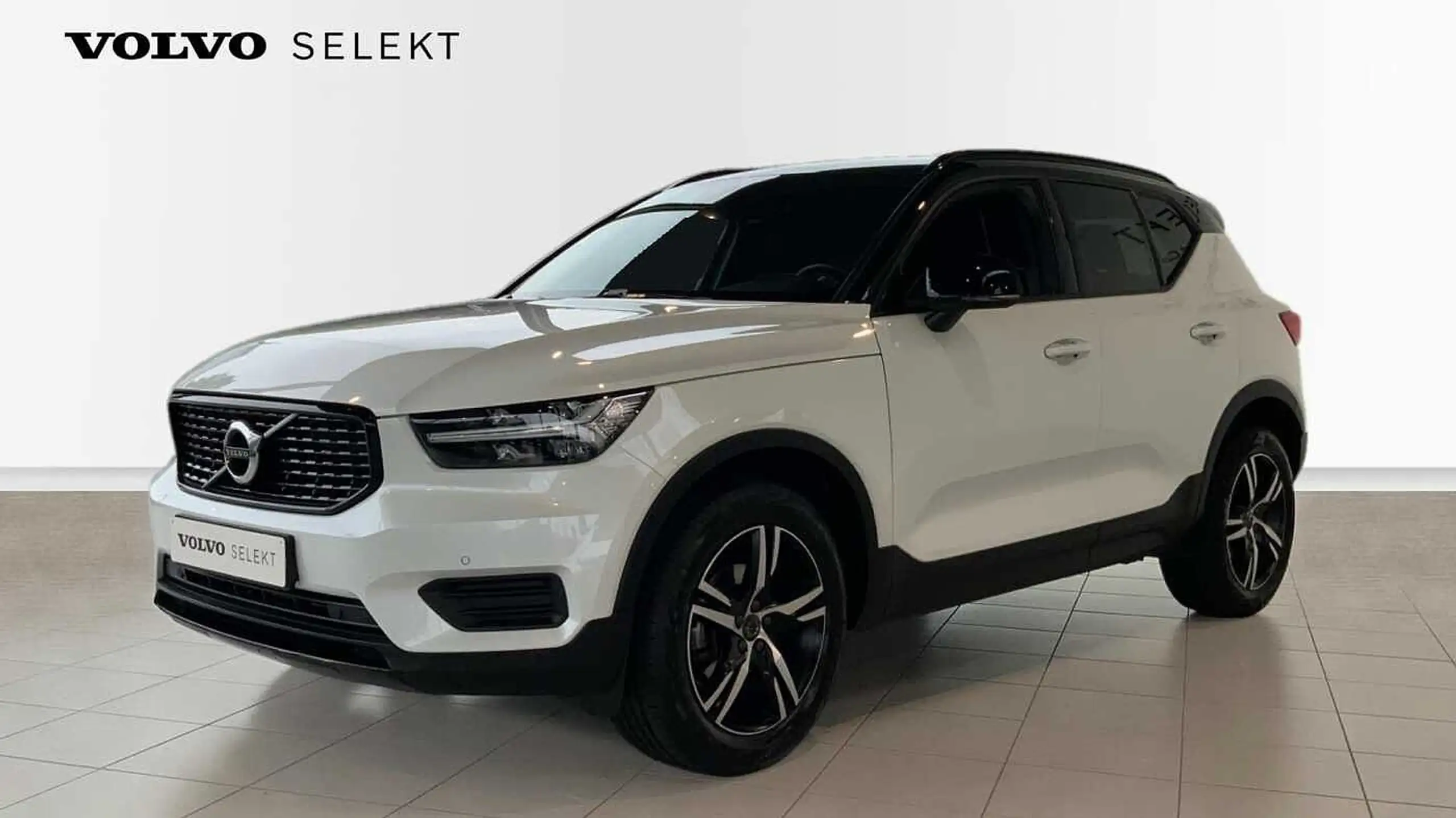 Volvo - XC40