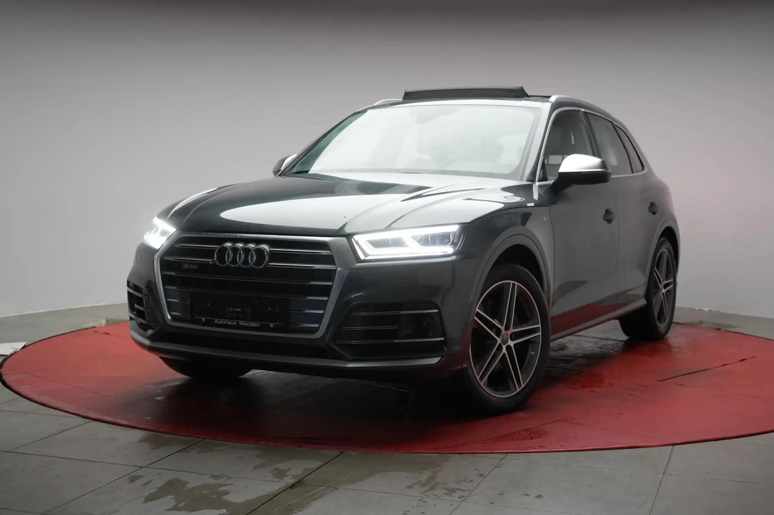 Audi - SQ5