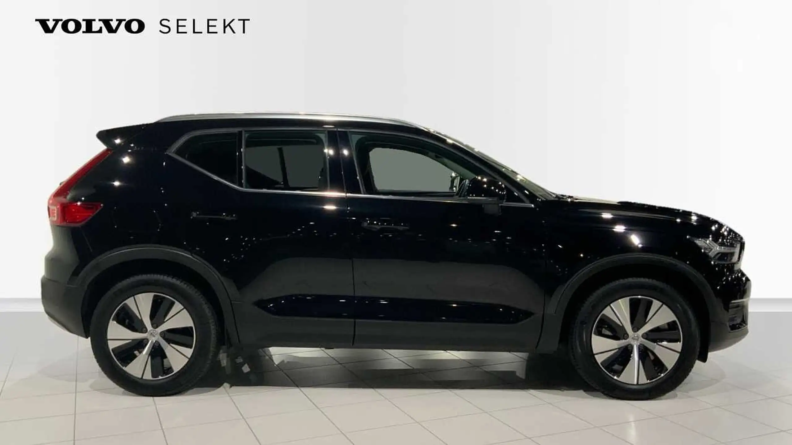 Volvo - XC40