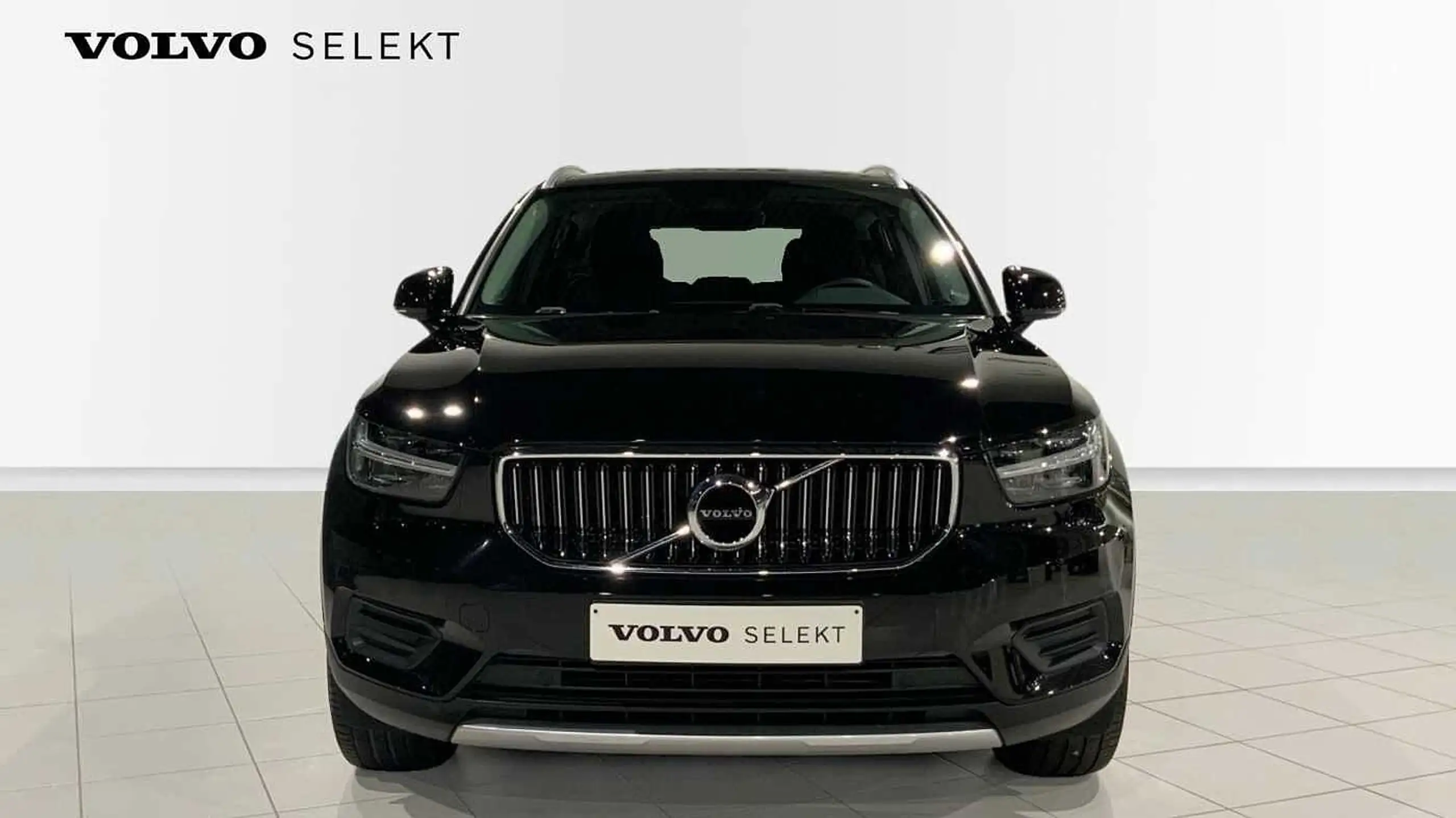 Volvo - XC40