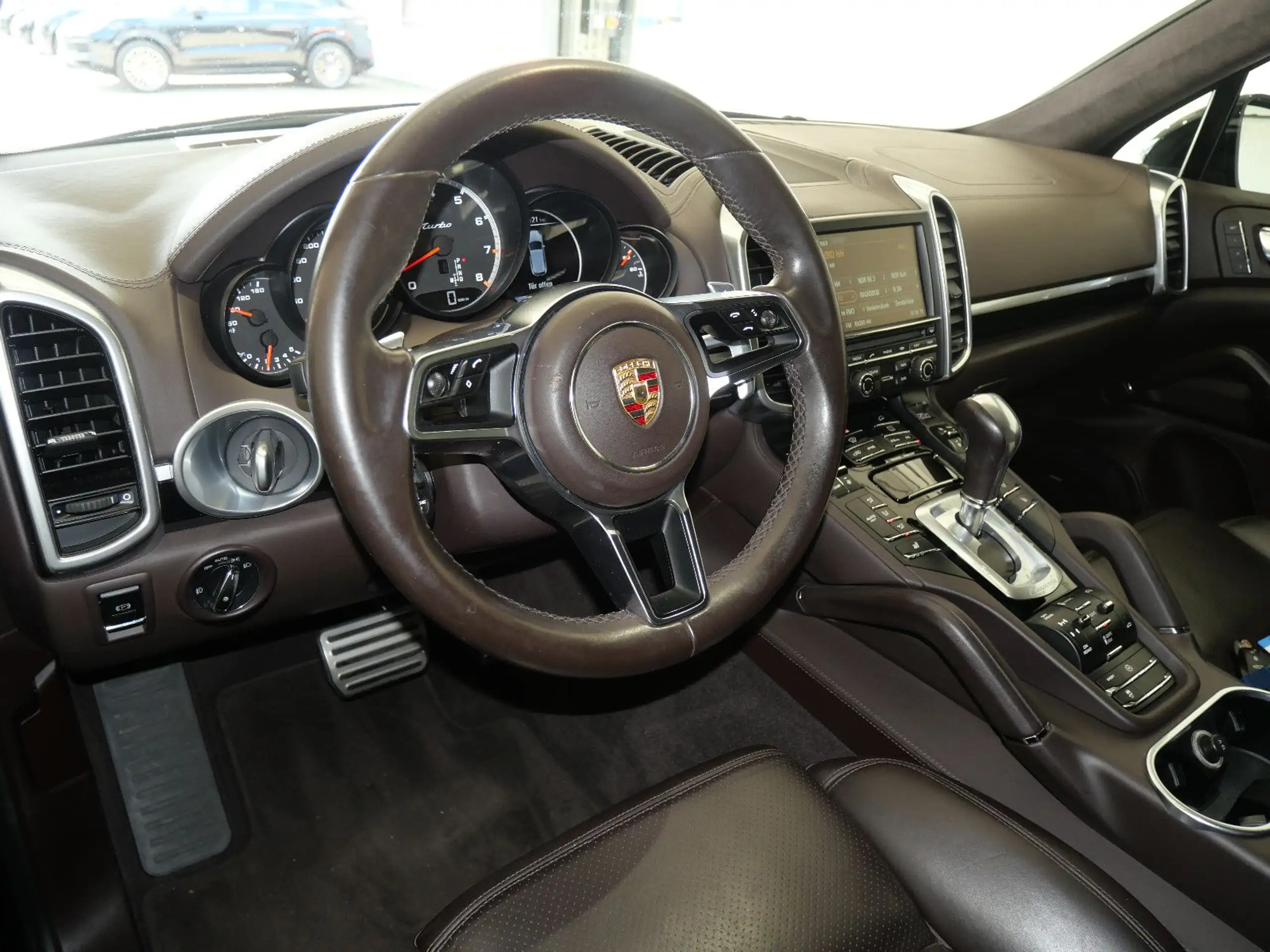 Porsche - Cayenne