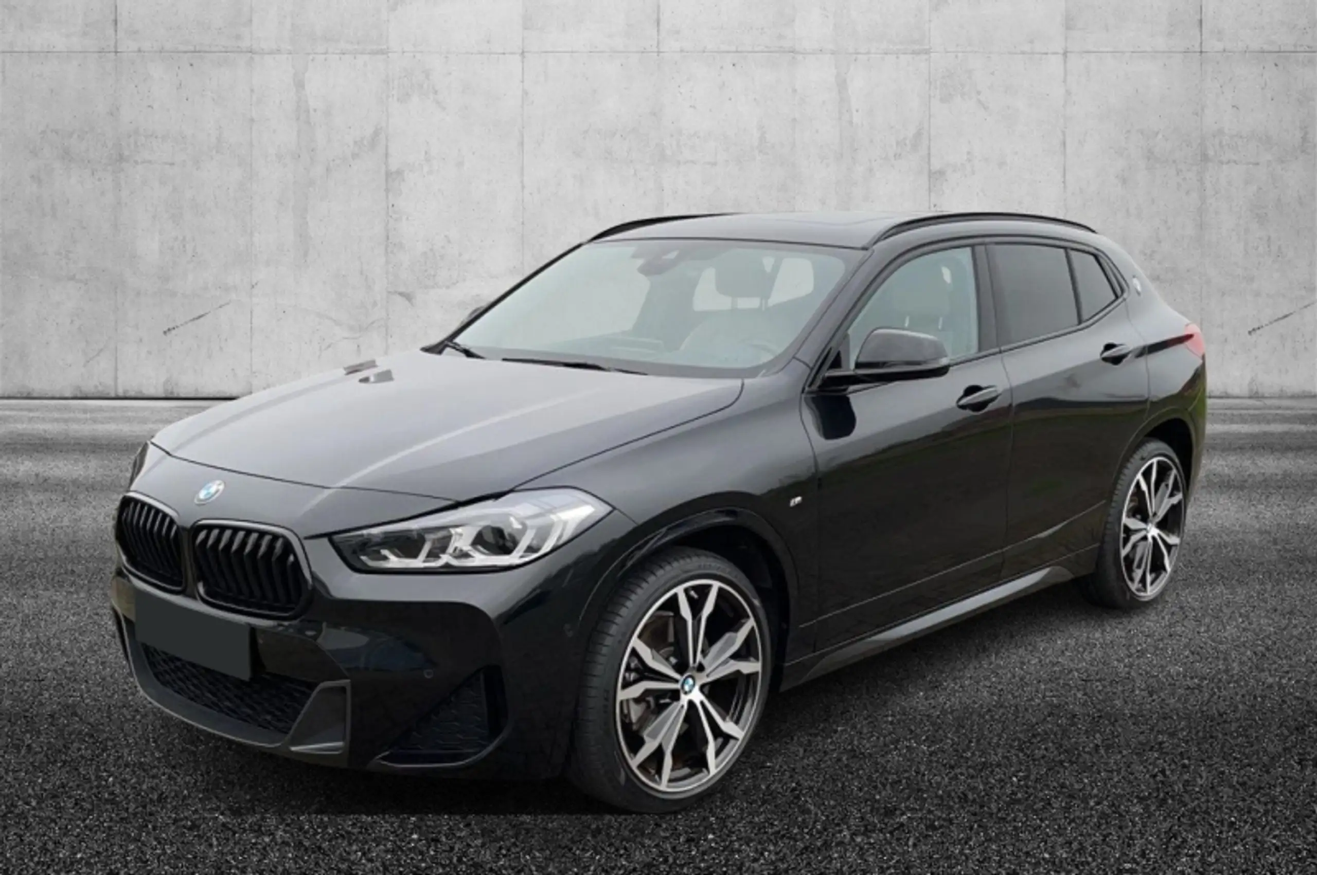 BMW - X2