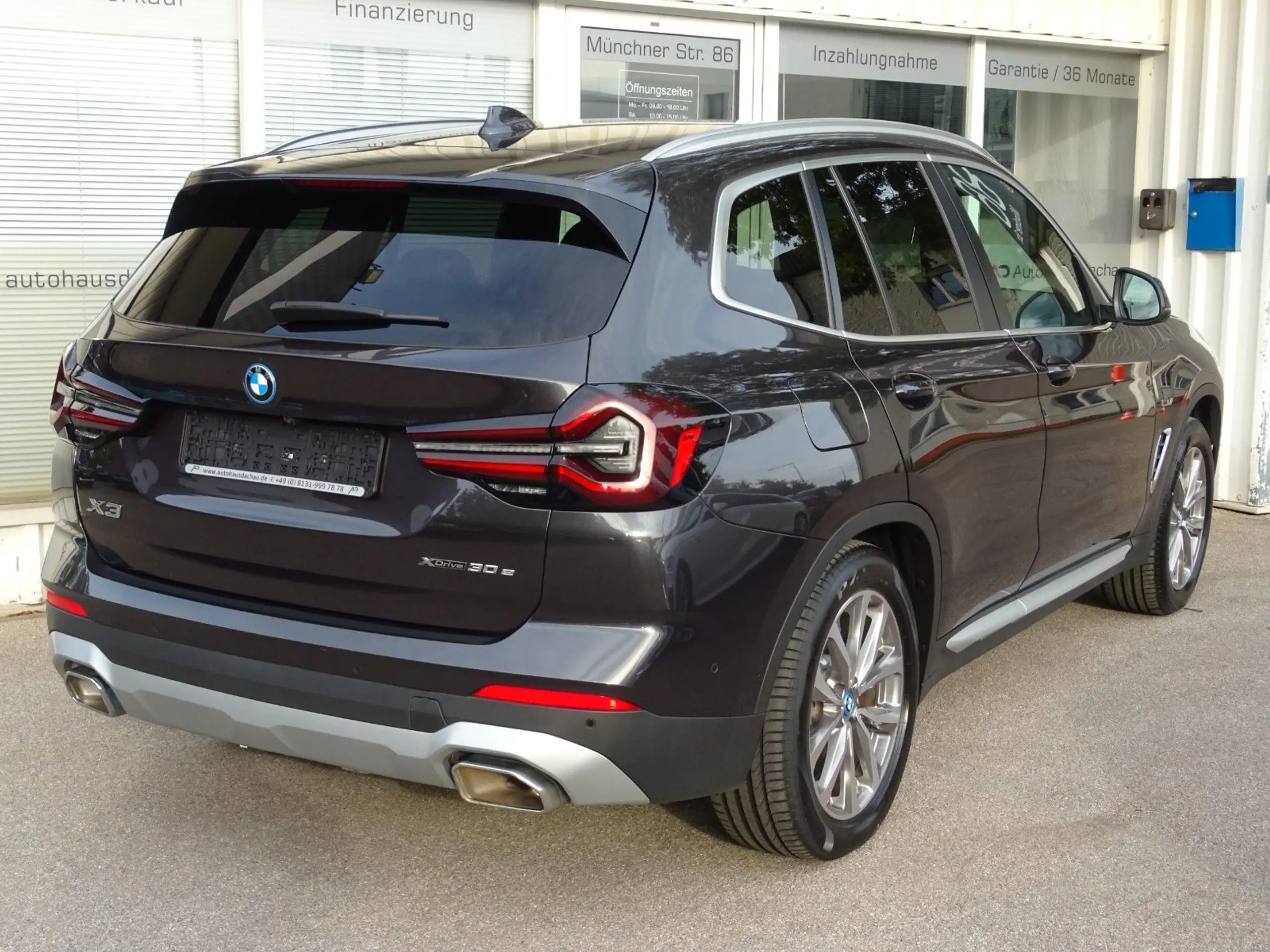 BMW - X3