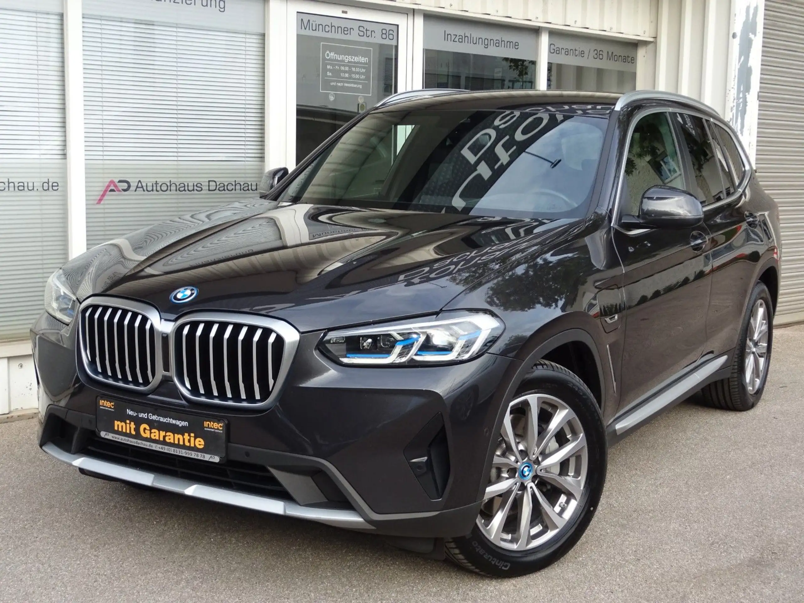 BMW - X3