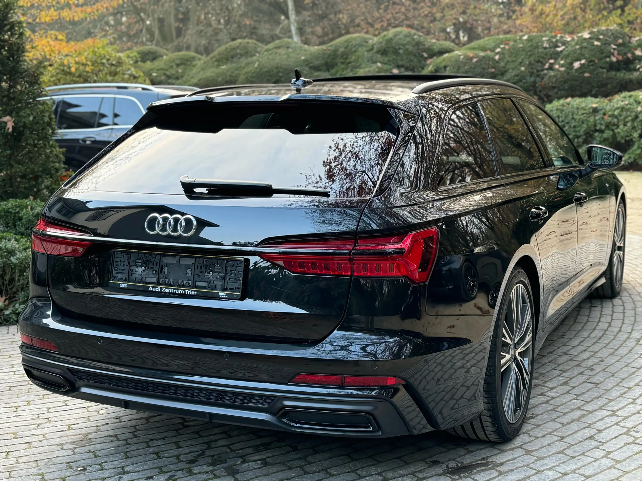 Audi - A6