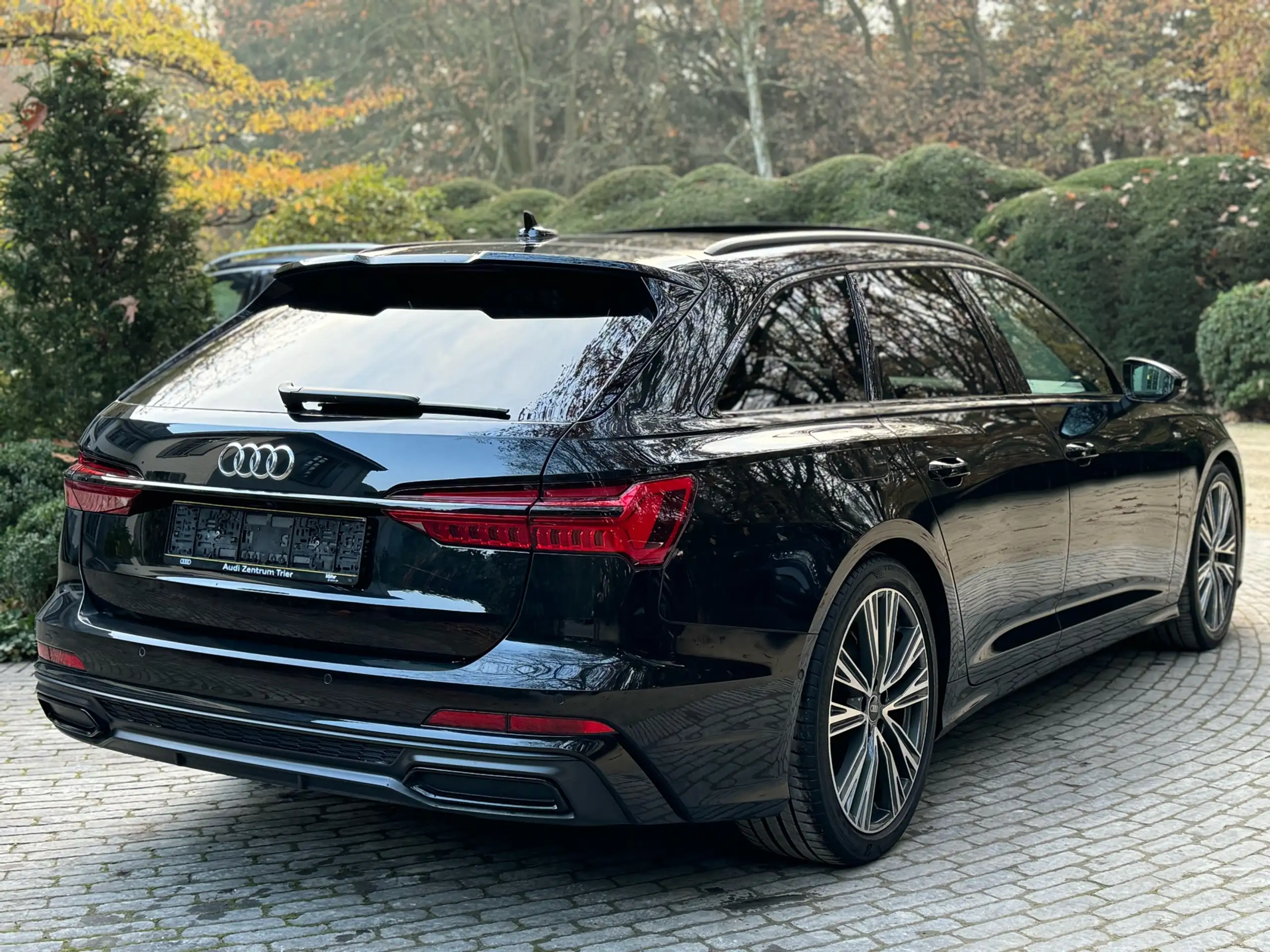 Audi - A6