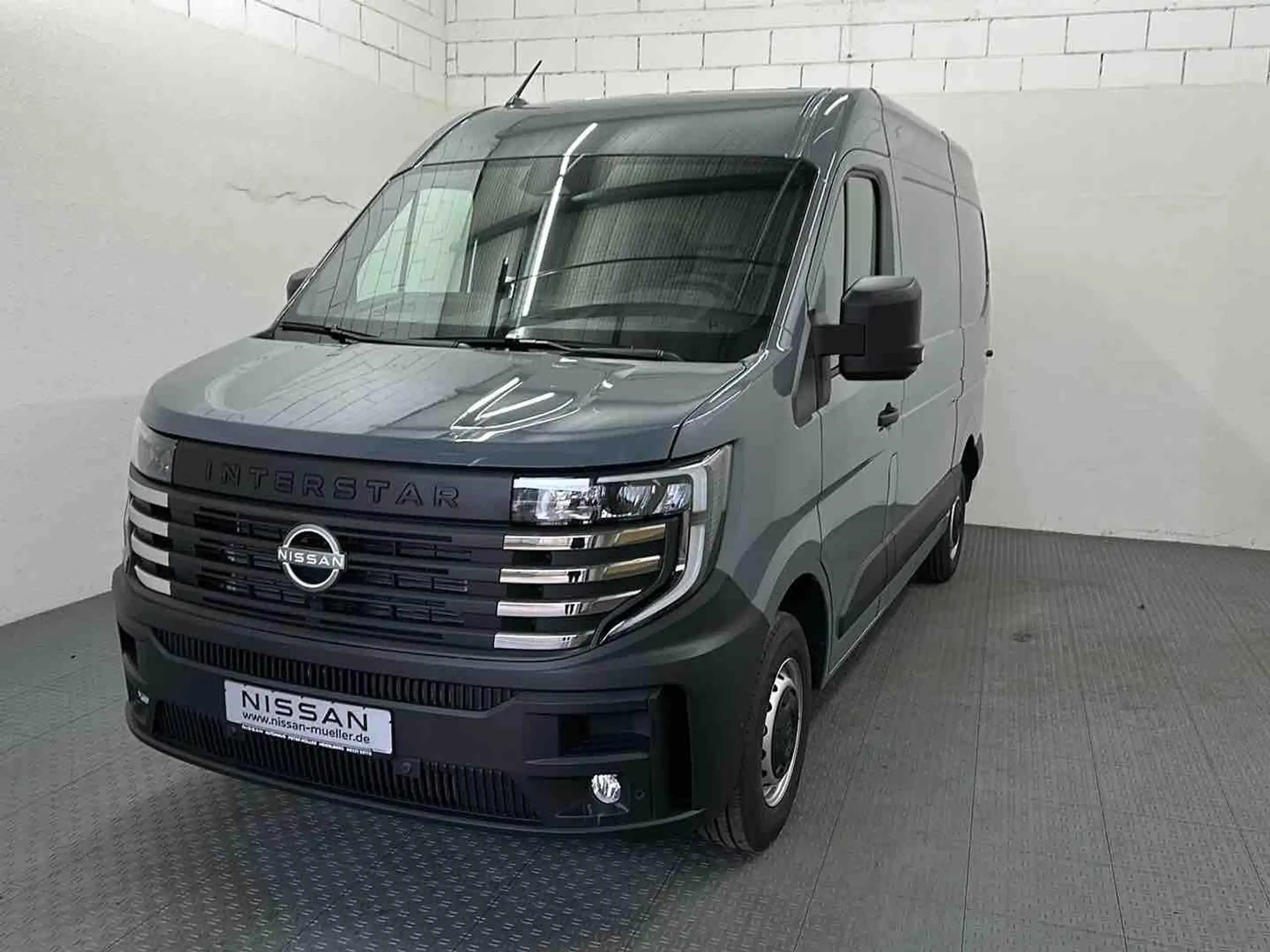 Nissan - Interstar