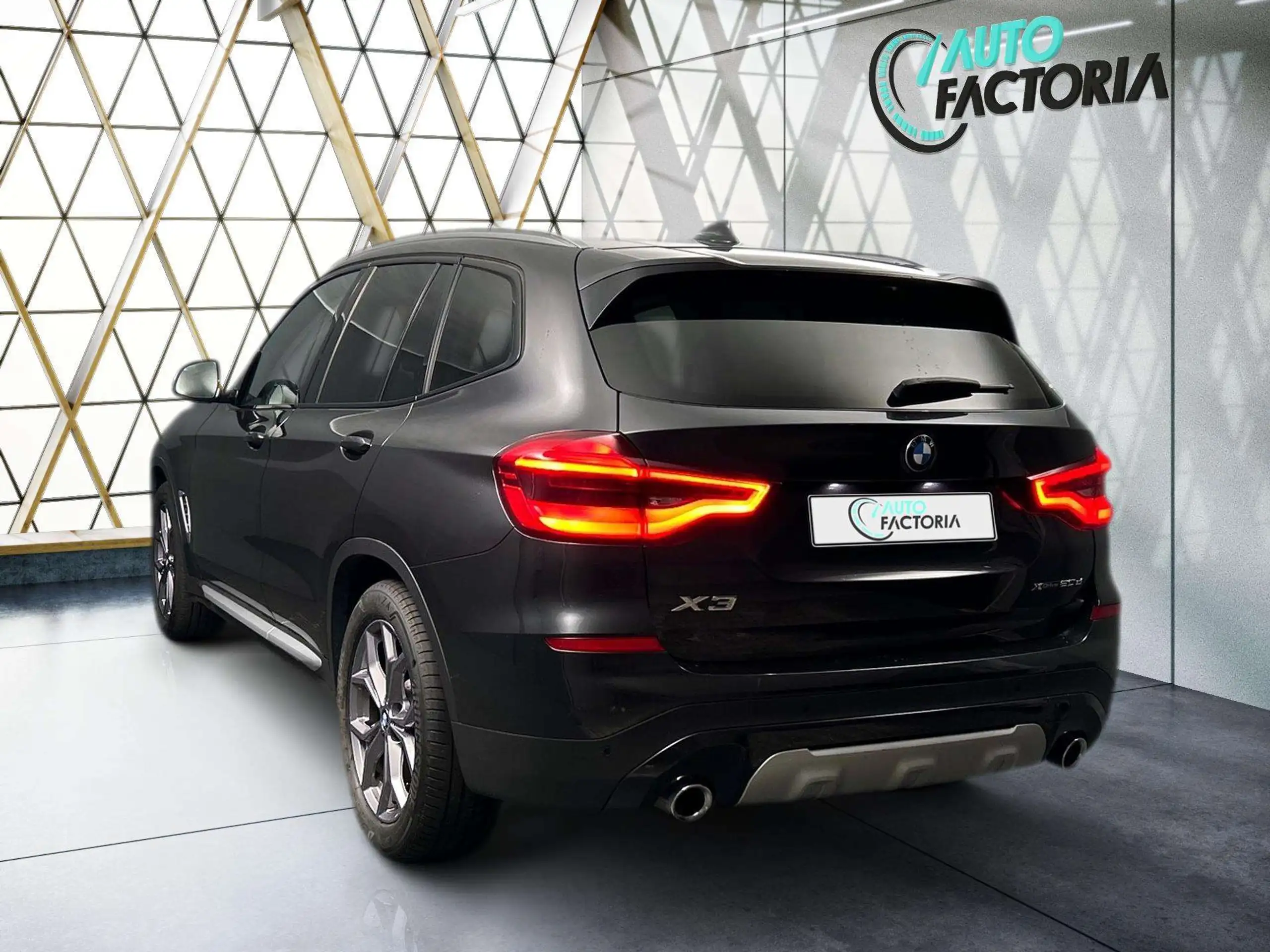 BMW - X3