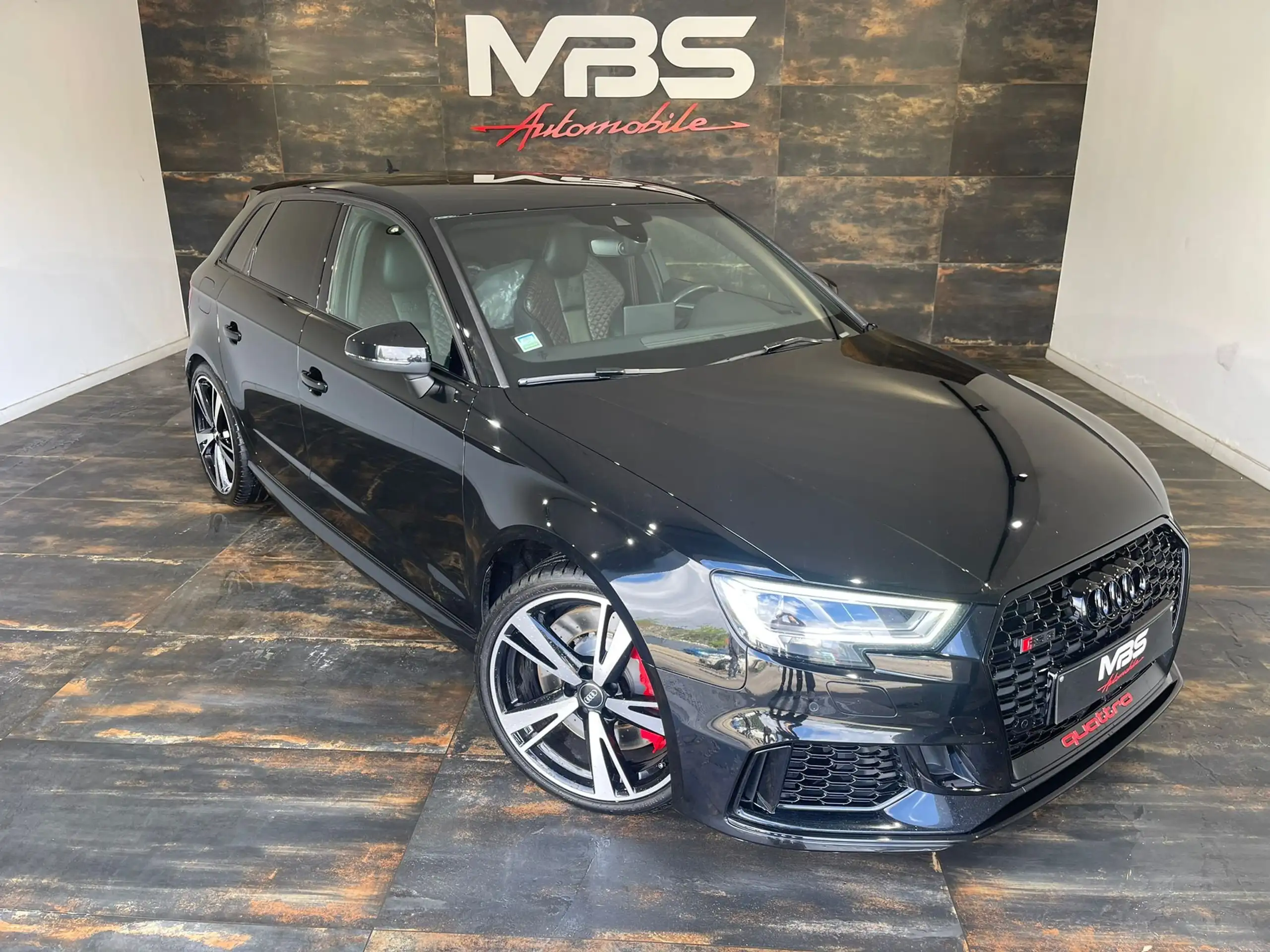 Audi - RS3